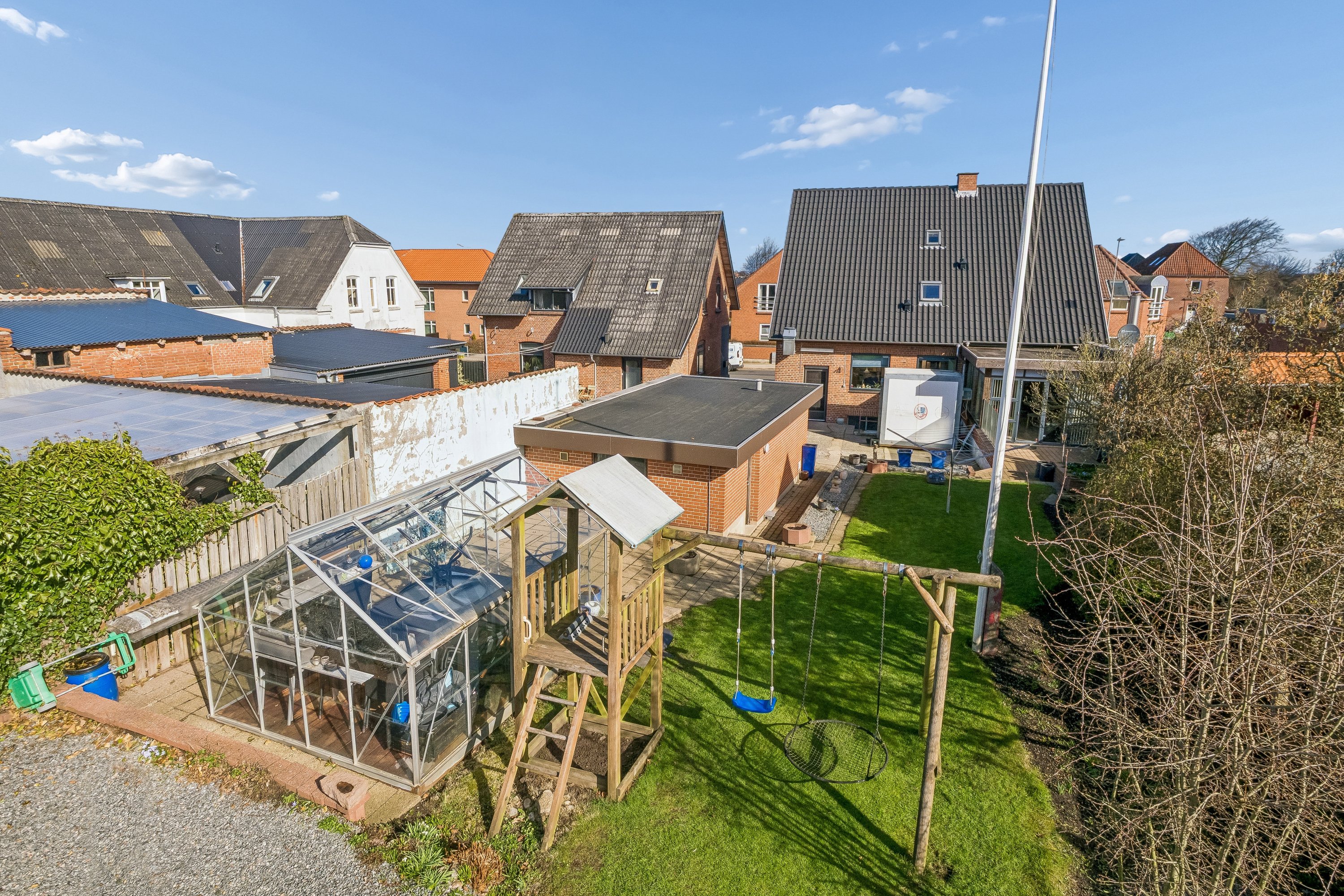 Fremhævet  billede i fuldskærmstilstand. Billede af Odgaardsvej 15C - 15D, 7800 Skive