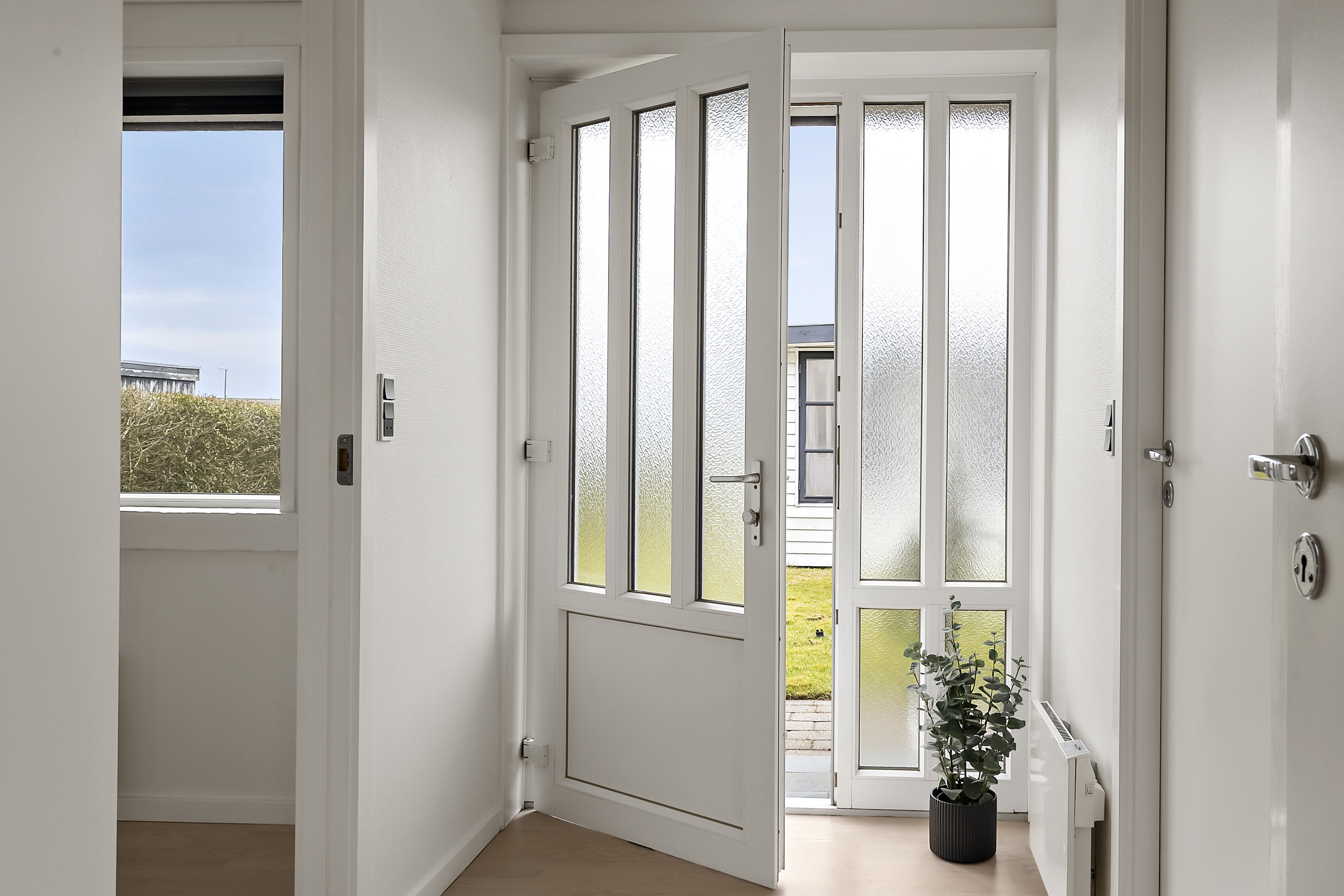 Fremhævet entré billede i fuldskærmstilstand. Billede af Birkevænget 51, 6541 Bevtoft