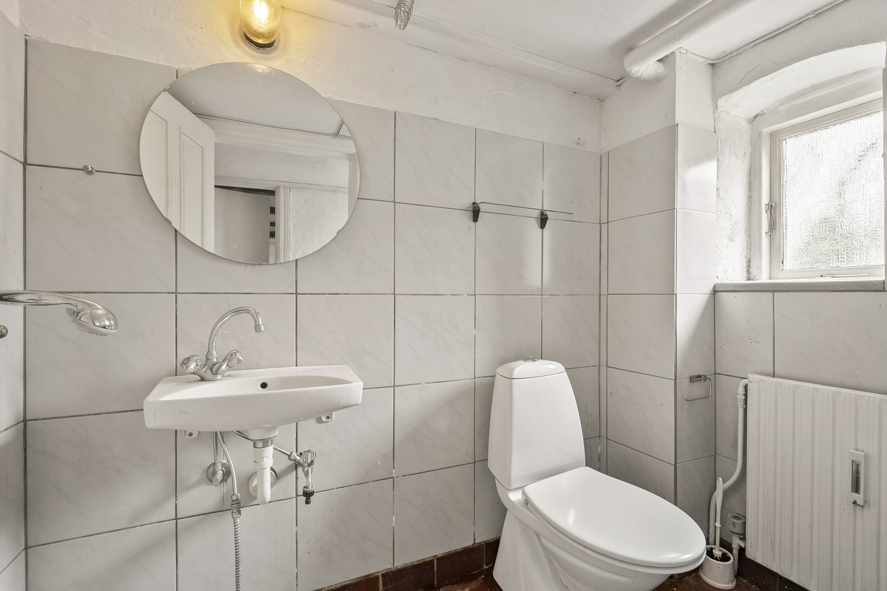 Fremhævet toilet billede i fuldskærmstilstand. Billede af Ny Havnegade 55, 8700 Horsens