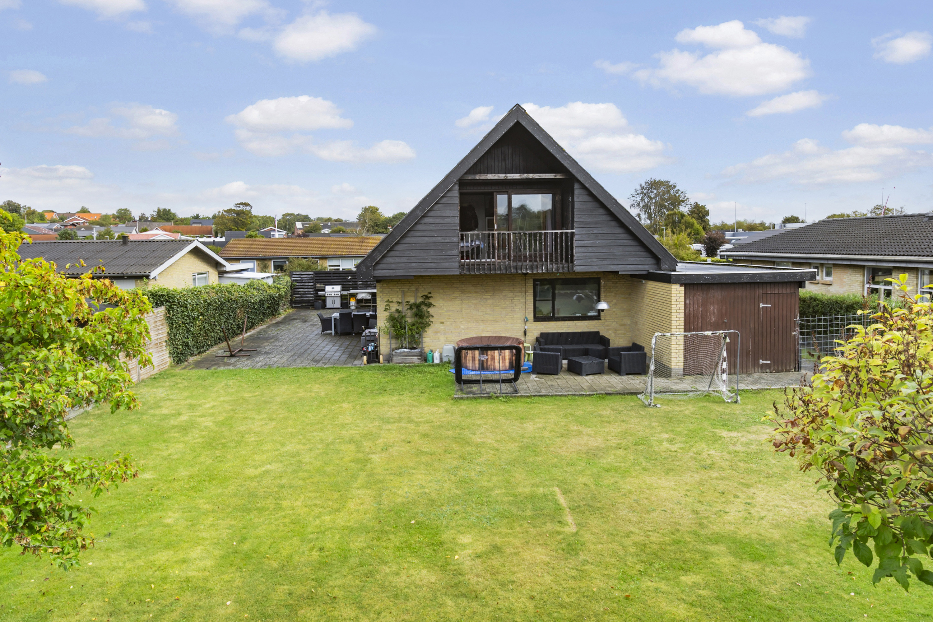 Fremhævet  billede i fuldskærmstilstand. Billede af Knuth Beckers Vej 4, 9200 Aalborg SV