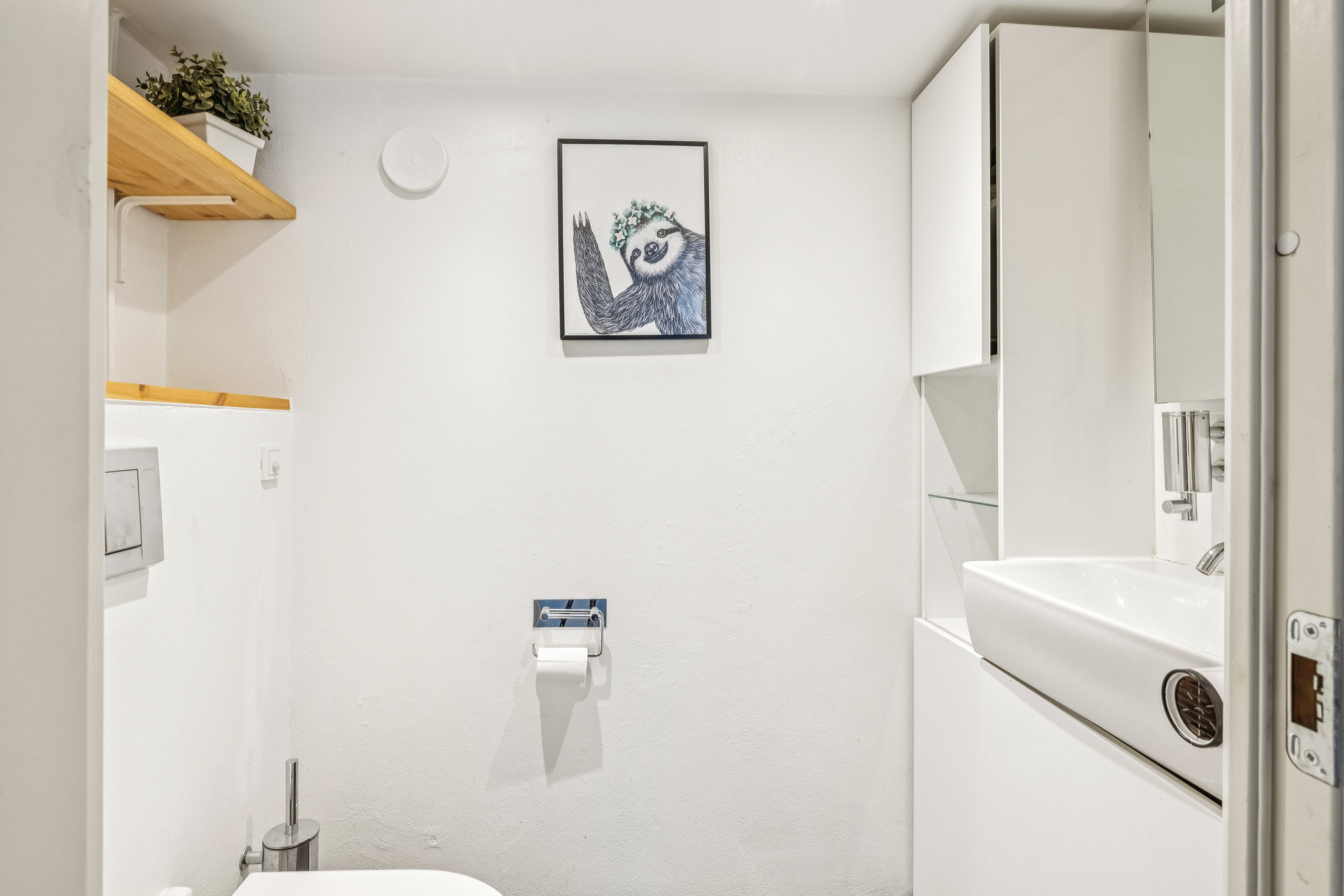 Fremhævet wc billede i fuldskærmstilstand. Billede af Bøggildsvej 5, Todbjerg, 8530 Hjortshøj