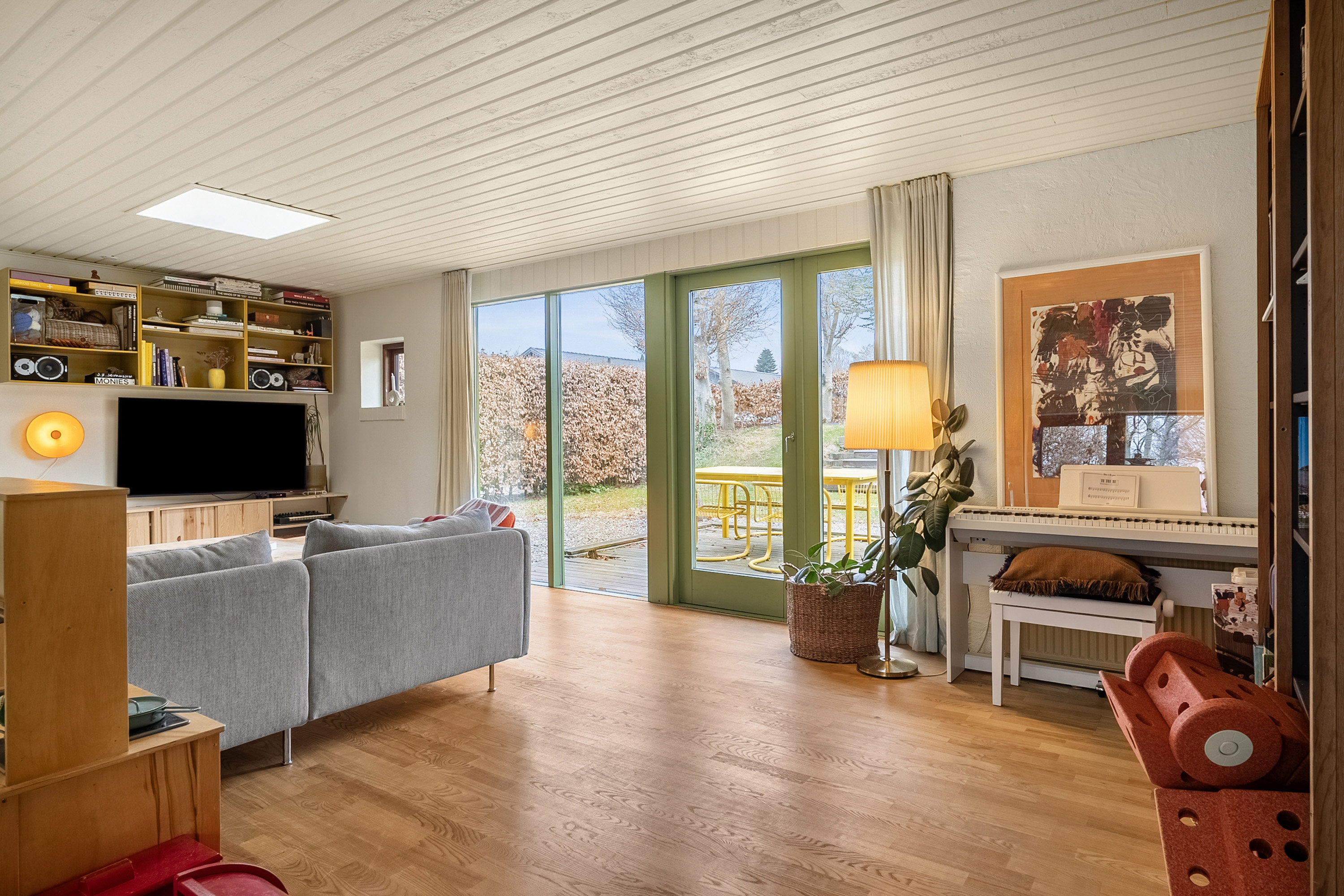 Fremhævet stue billede i fuldskærmstilstand. Billede af Liljevænget 19, 8700 Horsens