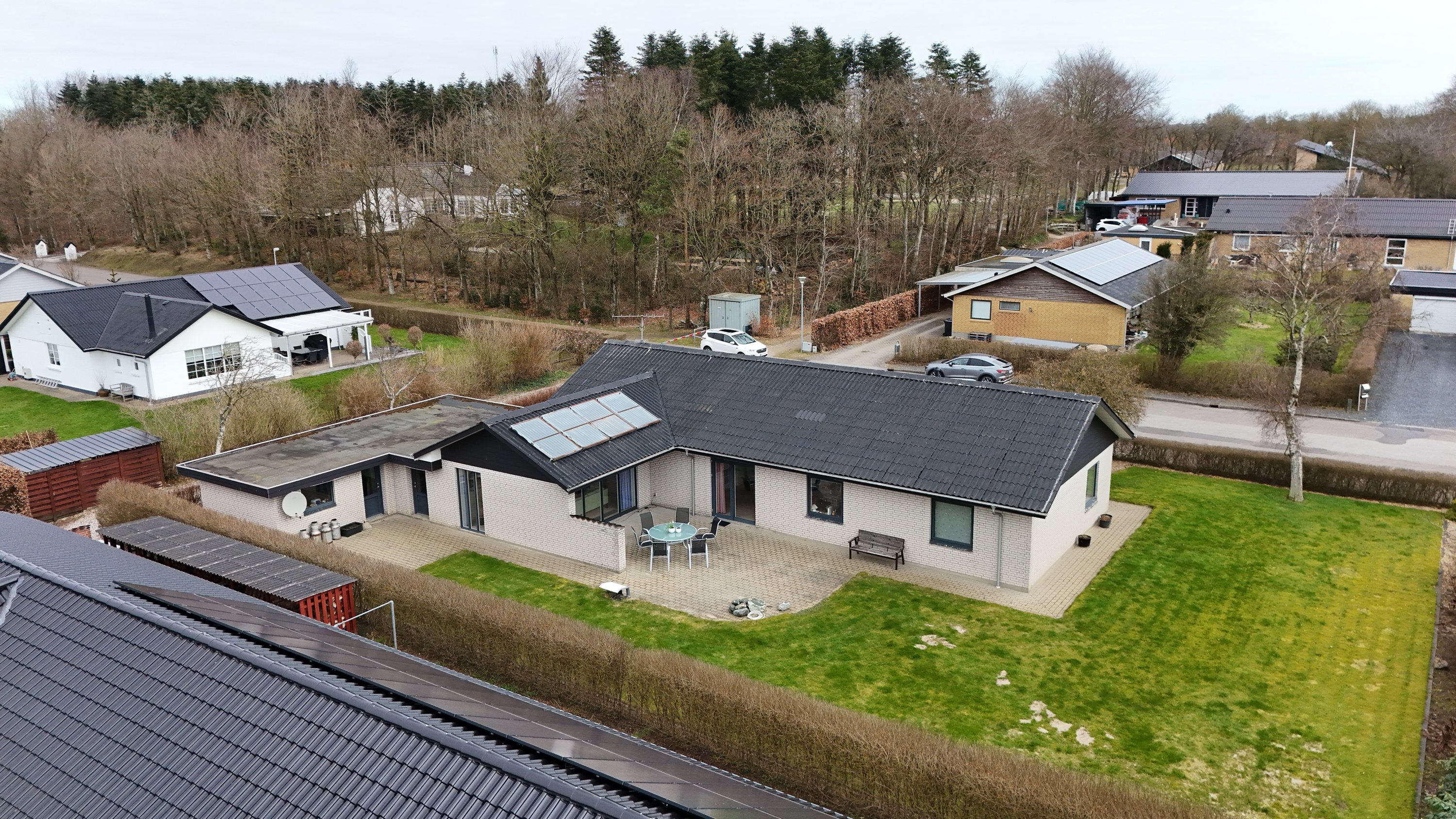 Fremhævet drone billede i fuldskærmstilstand. Billede af Tværvej 9, Vebbestrup, 9500 Hobro