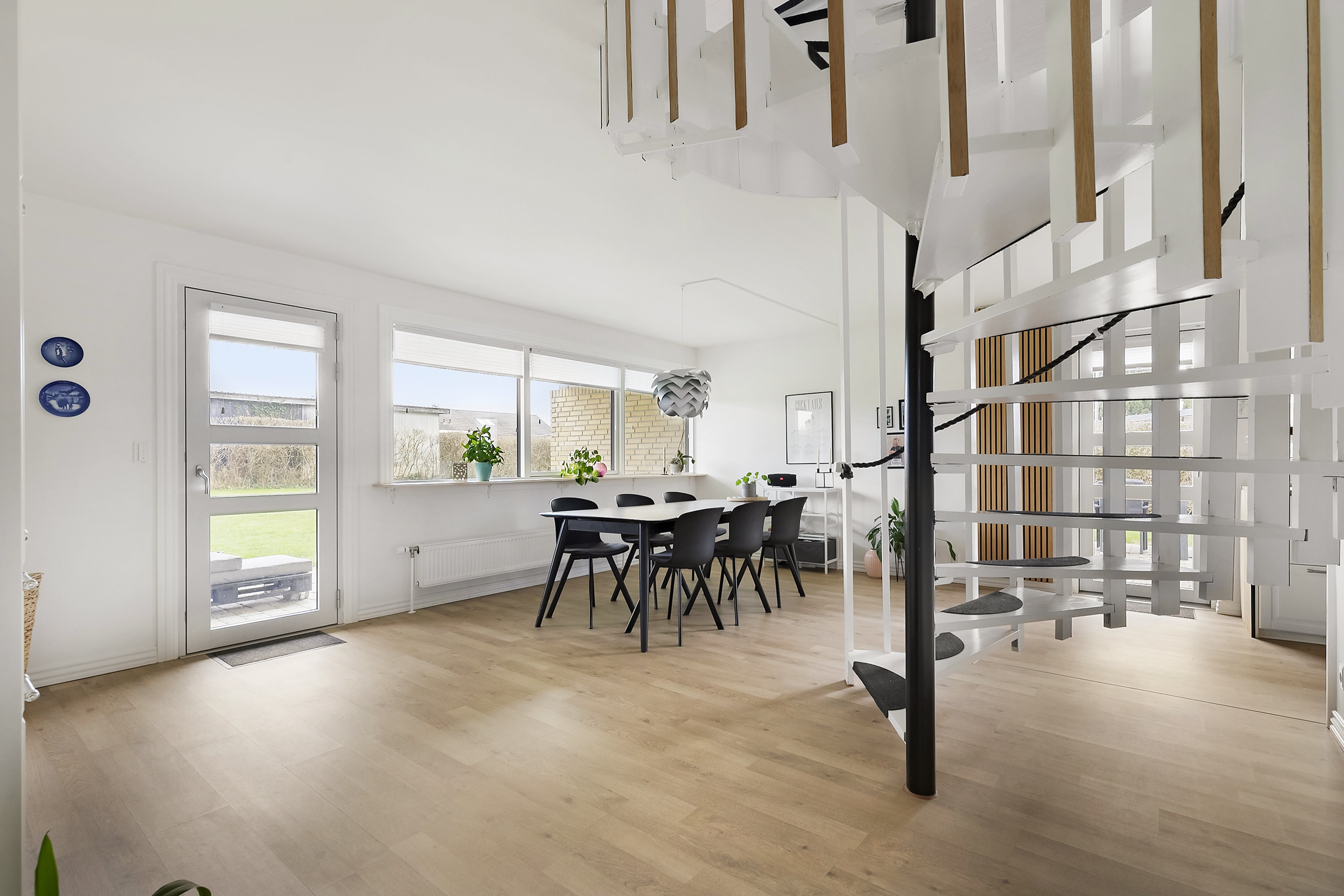 Fremhævet spisekøkken billede i fuldskærmstilstand. Billede af Hybenvænget 46, 8362 Hørning