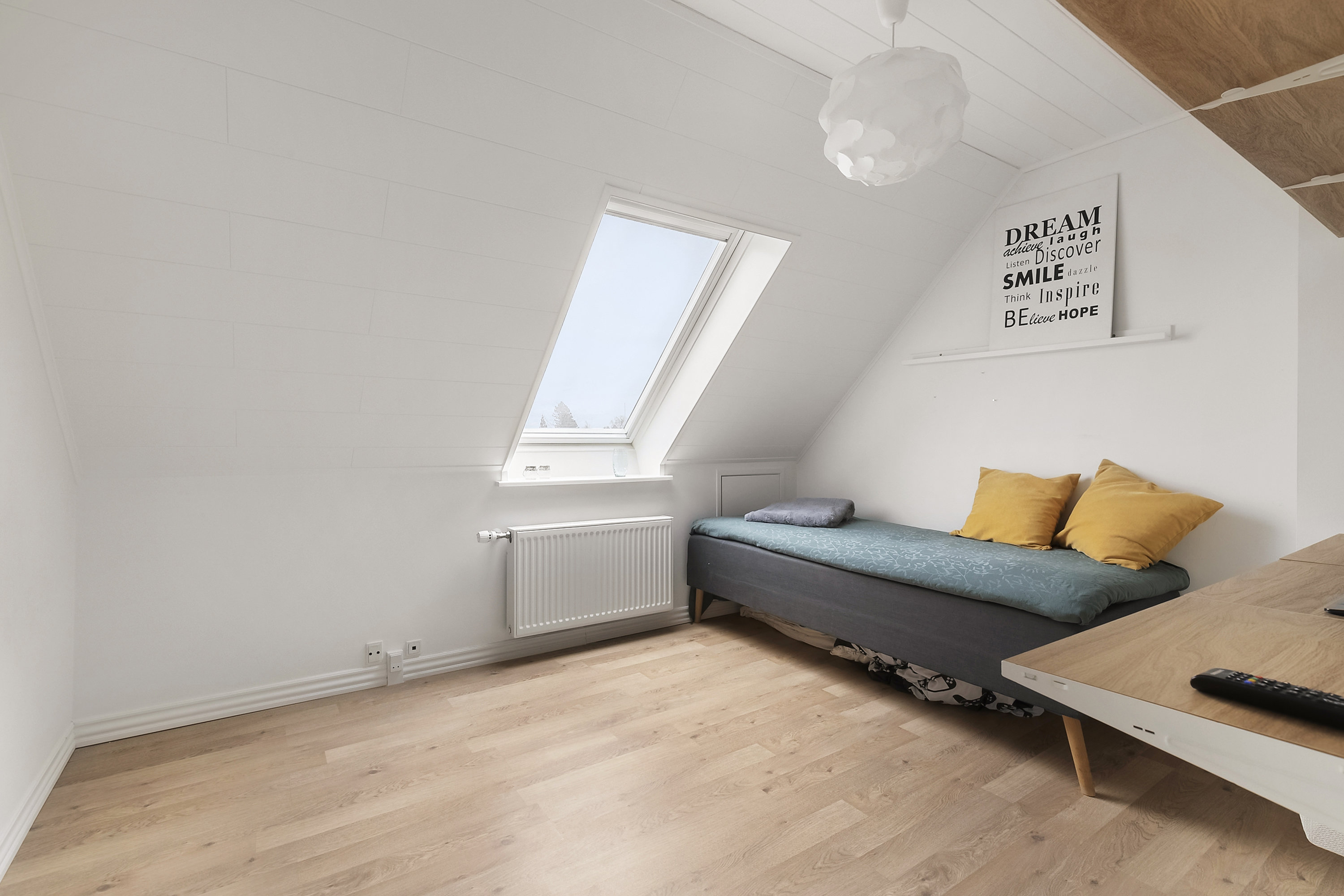 Fremhævet soveværelse billede i fuldskærmstilstand. Billede af Hybenvænget 46, 8362 Hørning