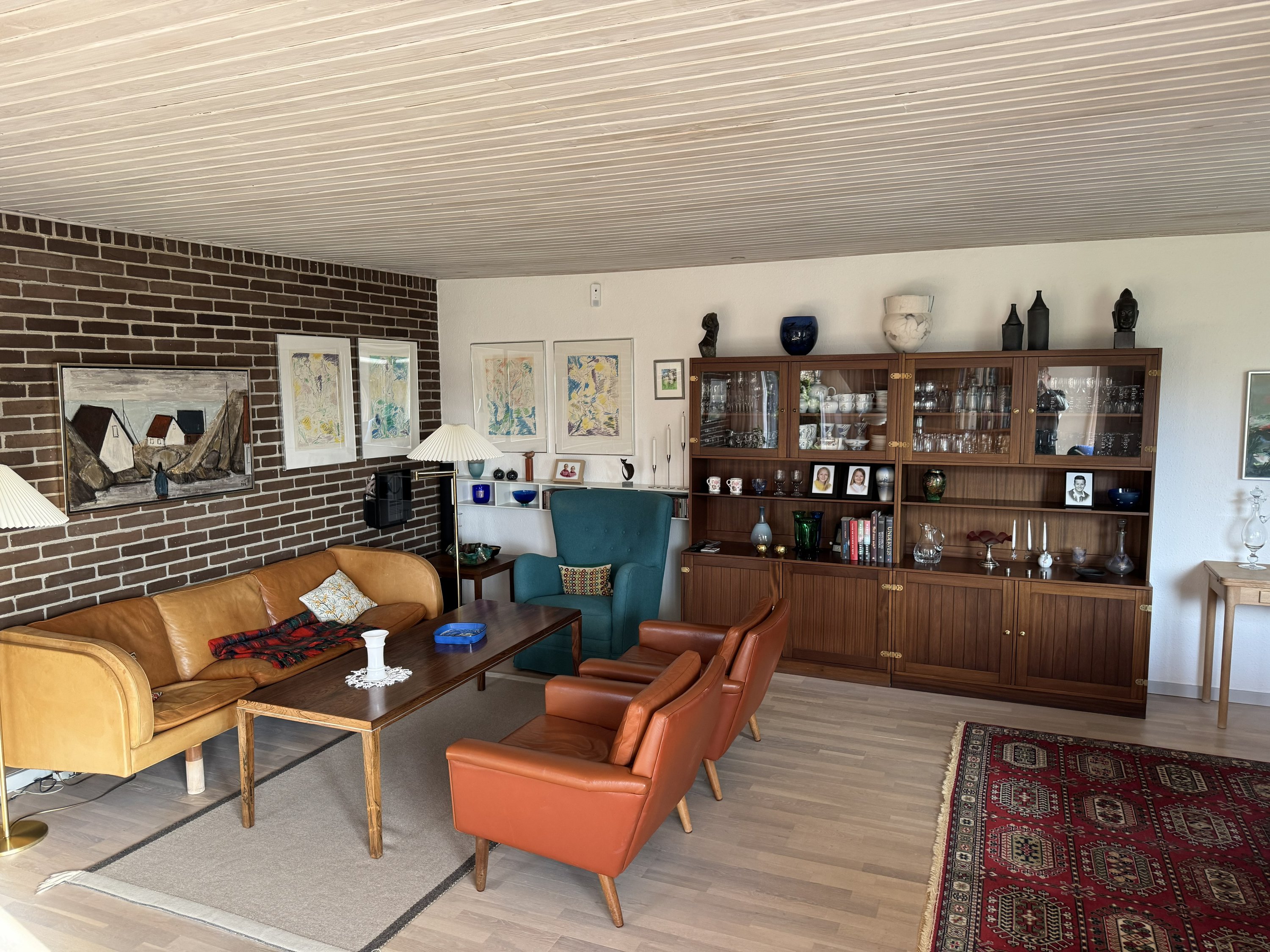 Fremhævet stue billede i fuldskærmstilstand. Billede af Skrænten 12, Vrold, 8660 Skanderborg