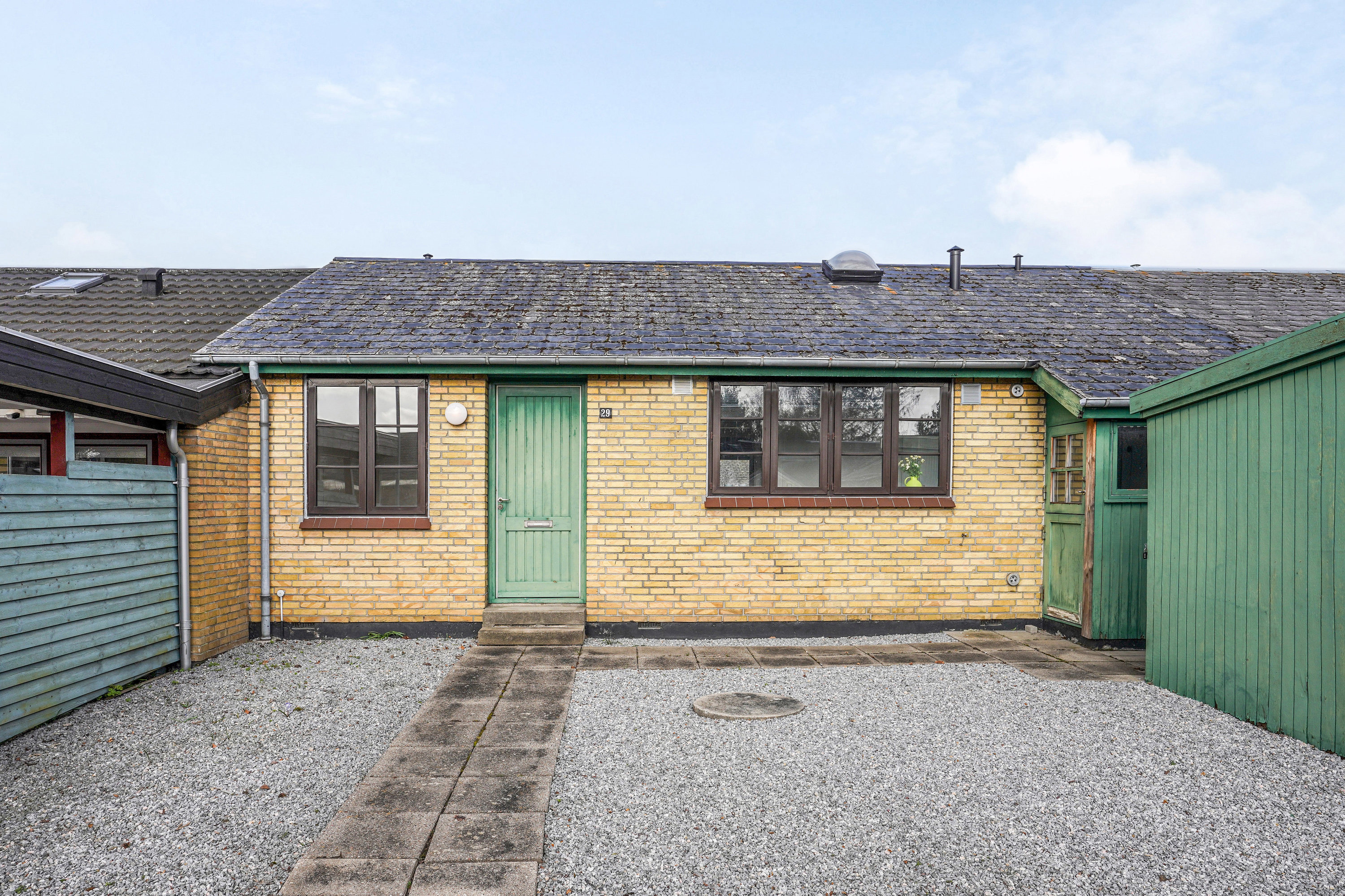 Fremhævet ejendommen billede i fuldskærmstilstand. Billede af Skrænten 29, Næsby, 5270 Odense N