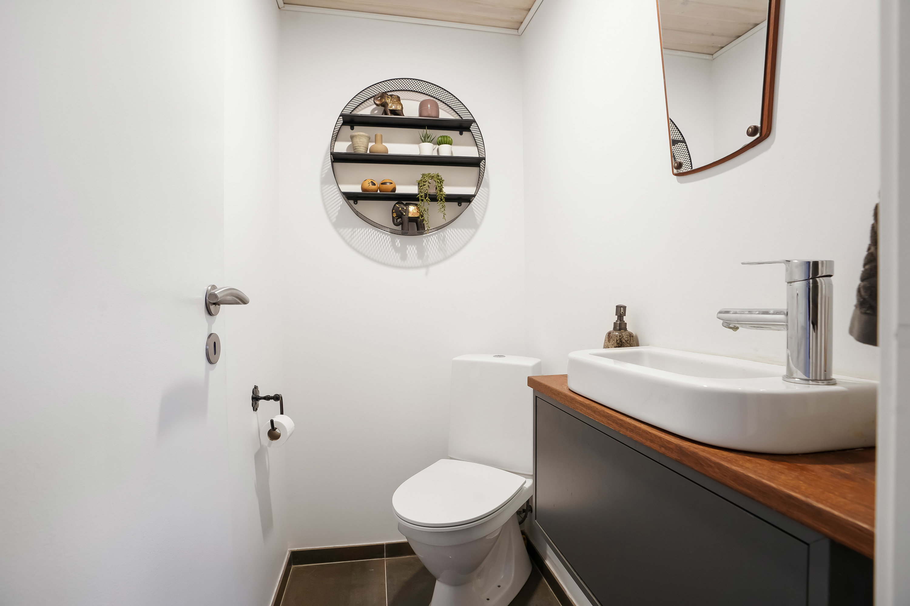 Fremhævet toilet billede i fuldskærmstilstand. Billede af Lumbyvej 23, 5000 Odense C