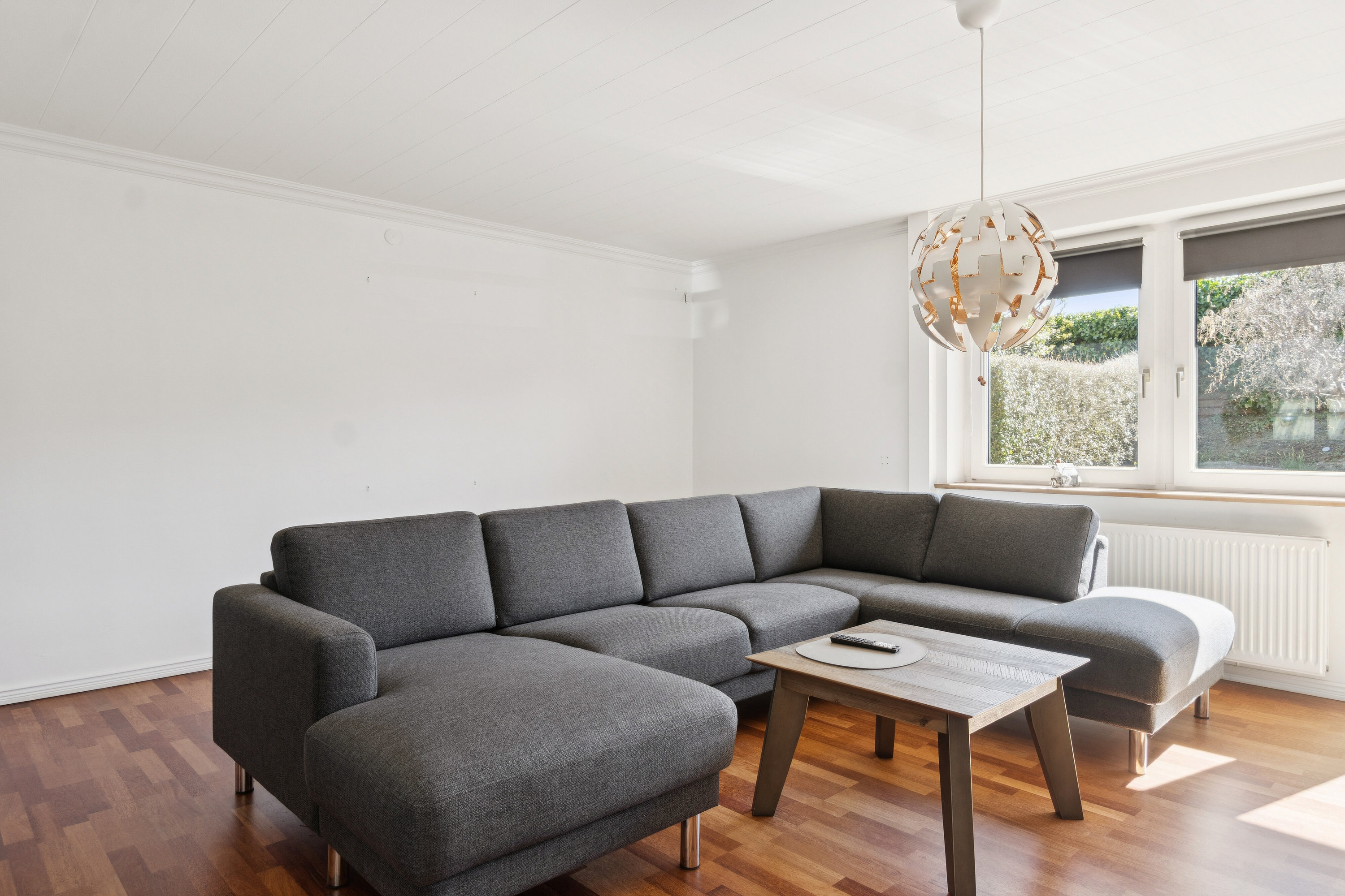 Fremhævet stue billede i fuldskærmstilstand. Billede af Rømøparken 54, 4200 Slagelse