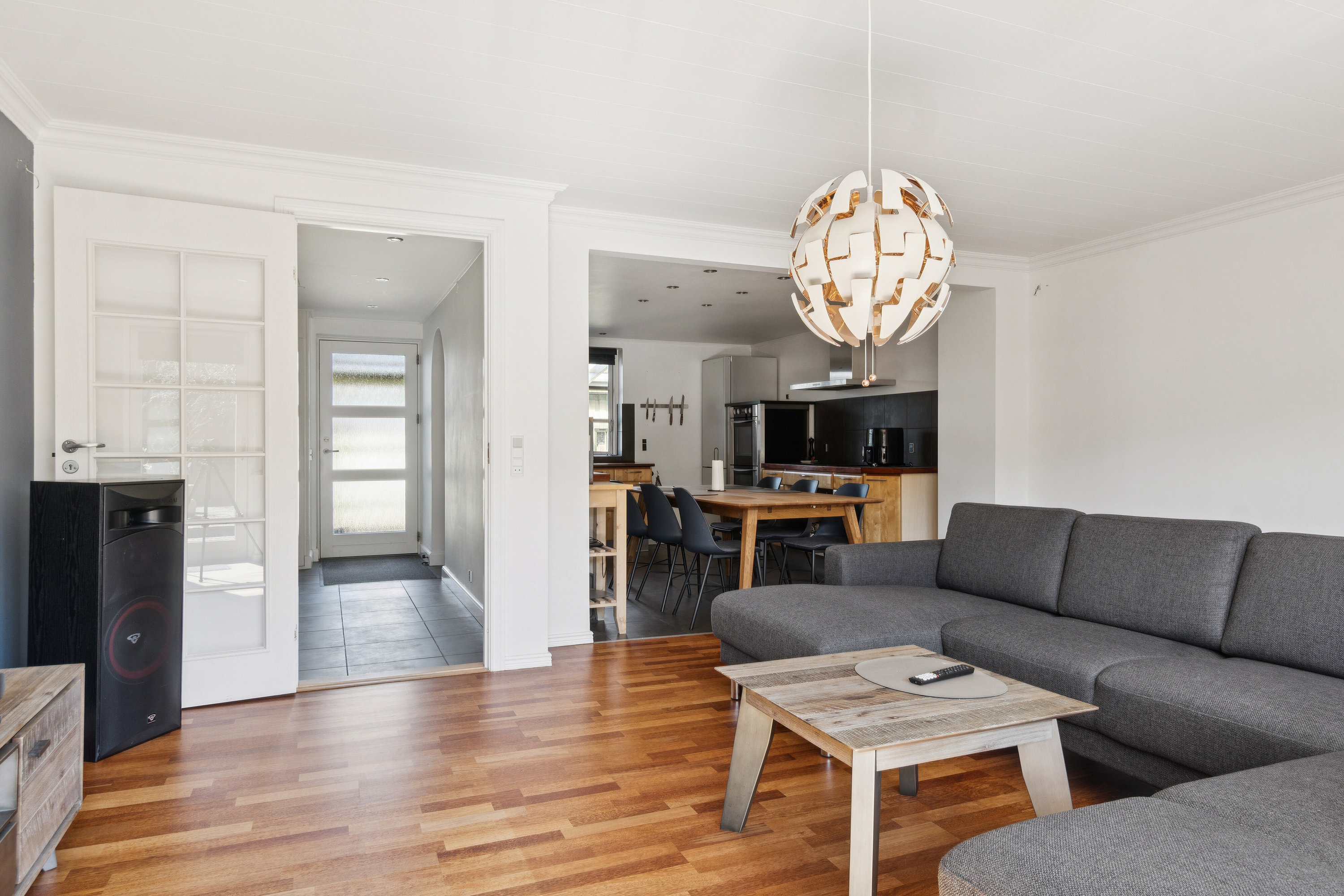 Fremhævet stue billede i fuldskærmstilstand. Billede af Rømøparken 54, 4200 Slagelse