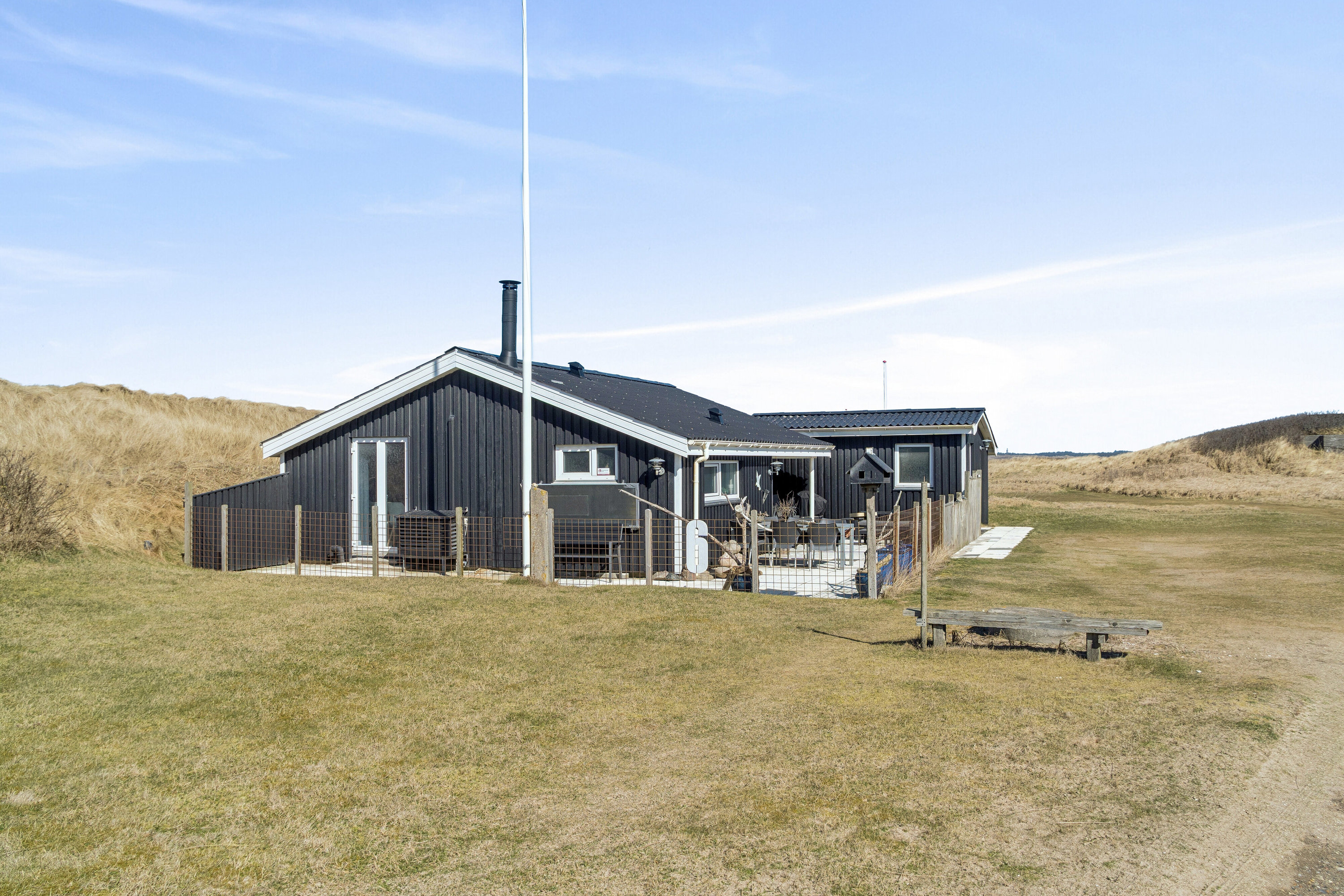 Fremhævet set fra haven billede i fuldskærmstilstand. Billede af Klitvej 6, Agger, 7770 Vestervig