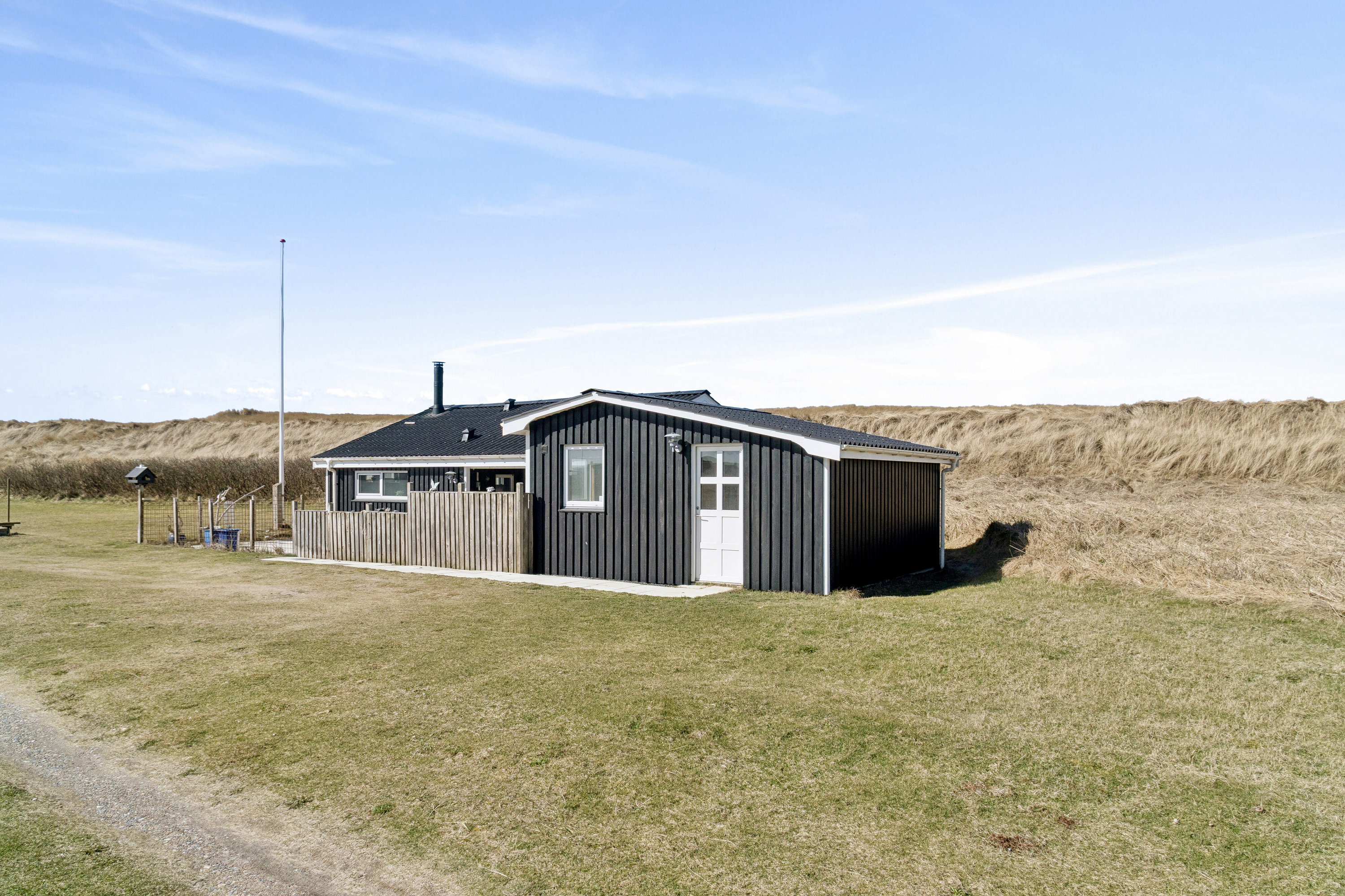 Fremhævet set fra vejen billede i fuldskærmstilstand. Billede af Klitvej 6, Agger, 7770 Vestervig