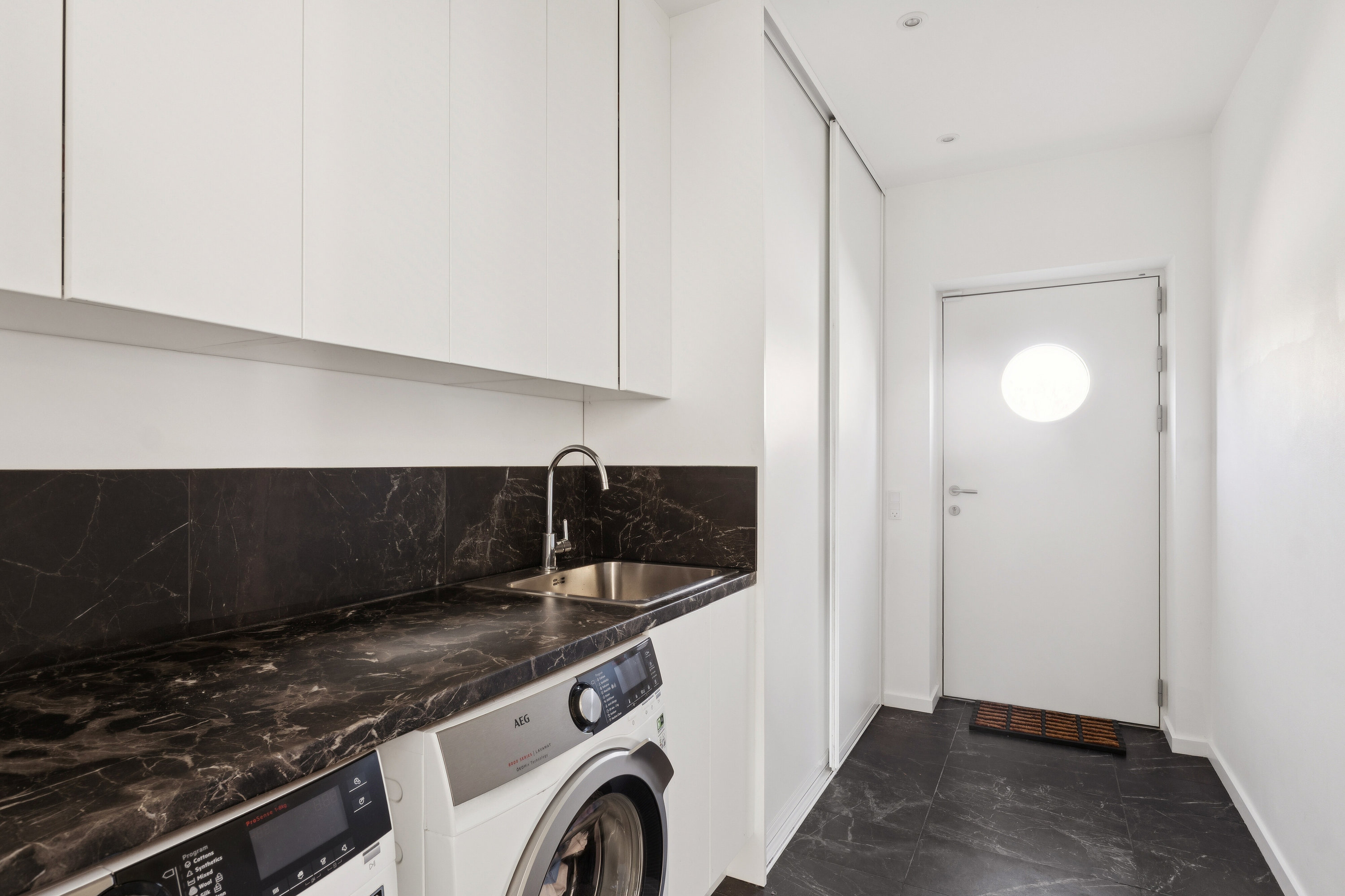 Fremhævet bryggers billede i fuldskærmstilstand. Billede af Humlemarksvej 12, 2605 Brøndby