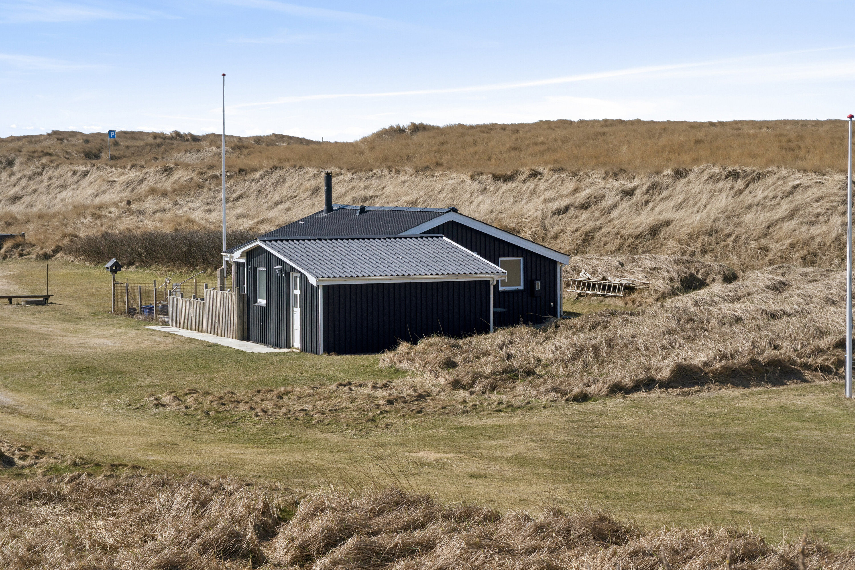 Fremhævet udendørs billede i fuldskærmstilstand. Billede af Klitvej 6, Agger, 7770 Vestervig