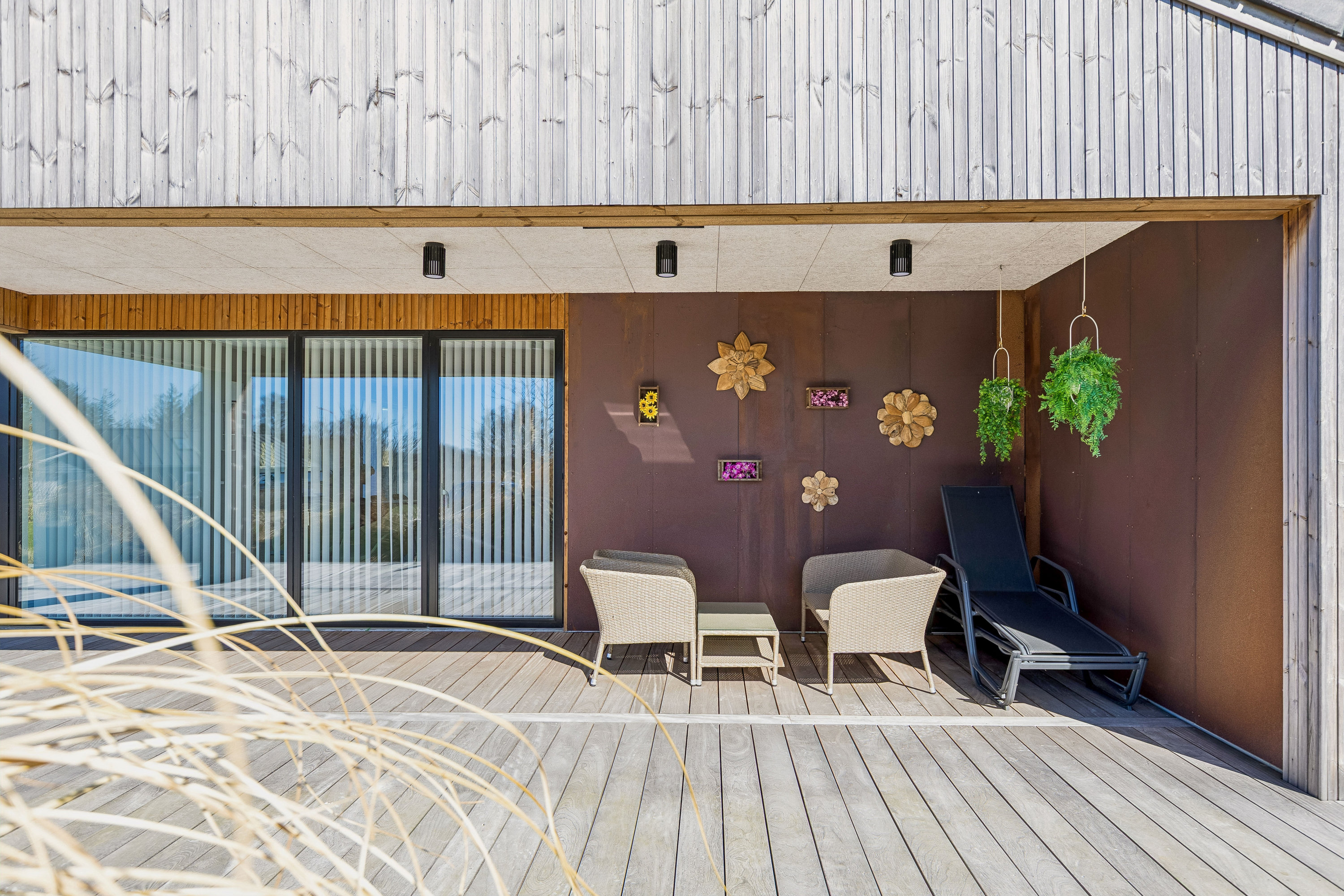 Fremhævet terrasse billede i fuldskærmstilstand. Billede af Ravnholt 26, Havnsø, 4591 Føllenslev