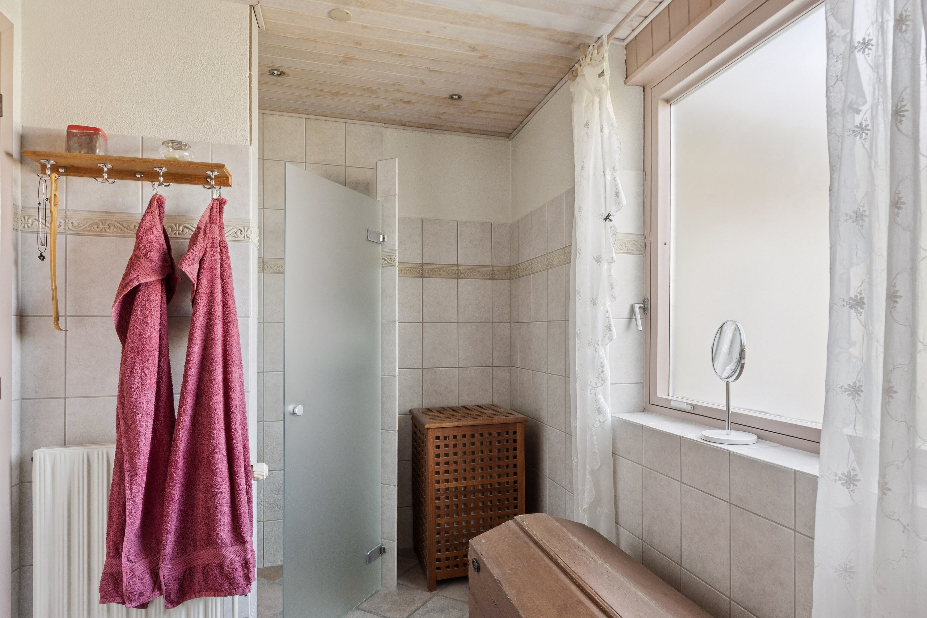 Fremhævet badeværelse billede i fuldskærmstilstand. Billede af Gaden 60A, 9870 Sindal