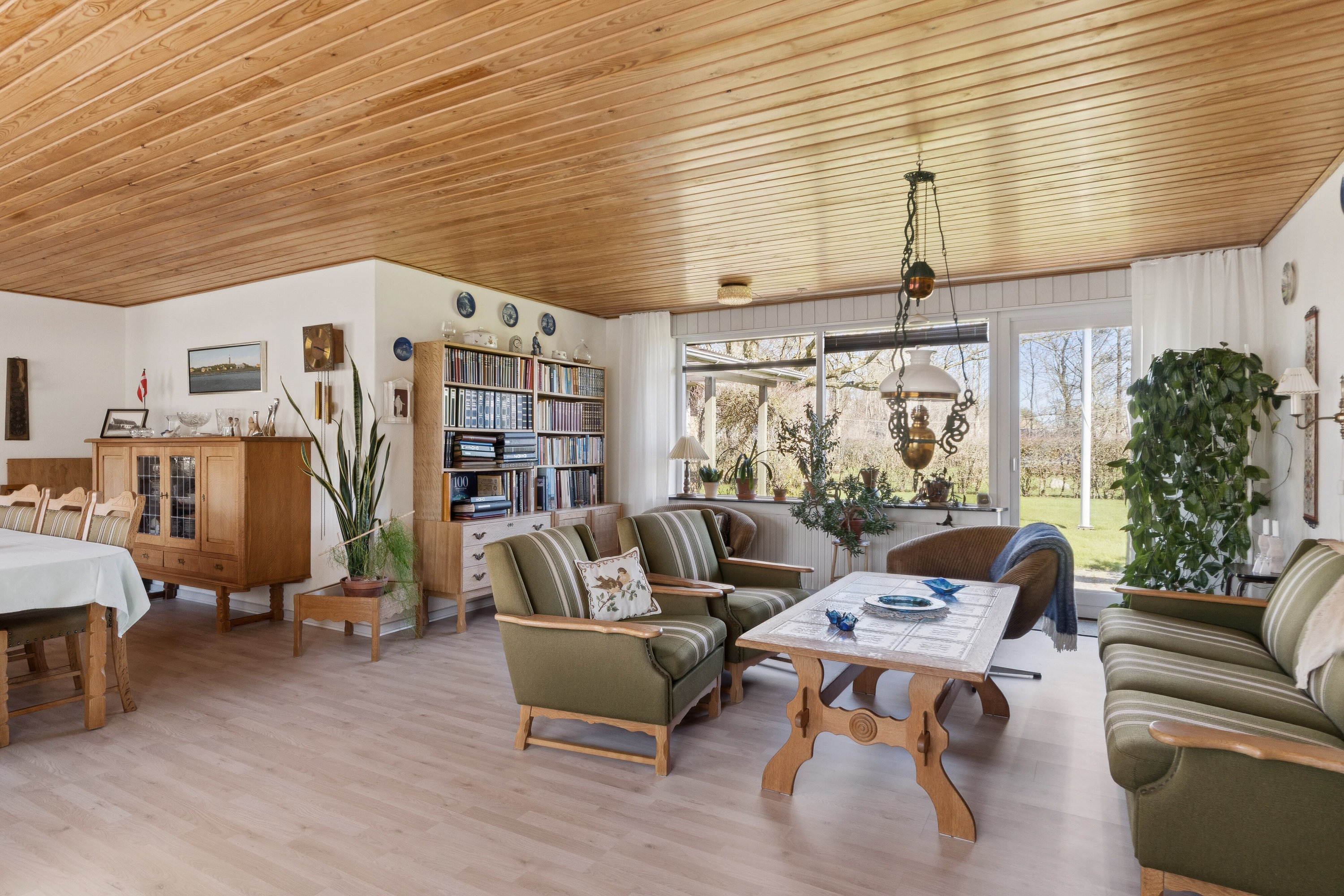 Fremhævet stue billede i fuldskærmstilstand. Billede af Gaden 60A, 9870 Sindal