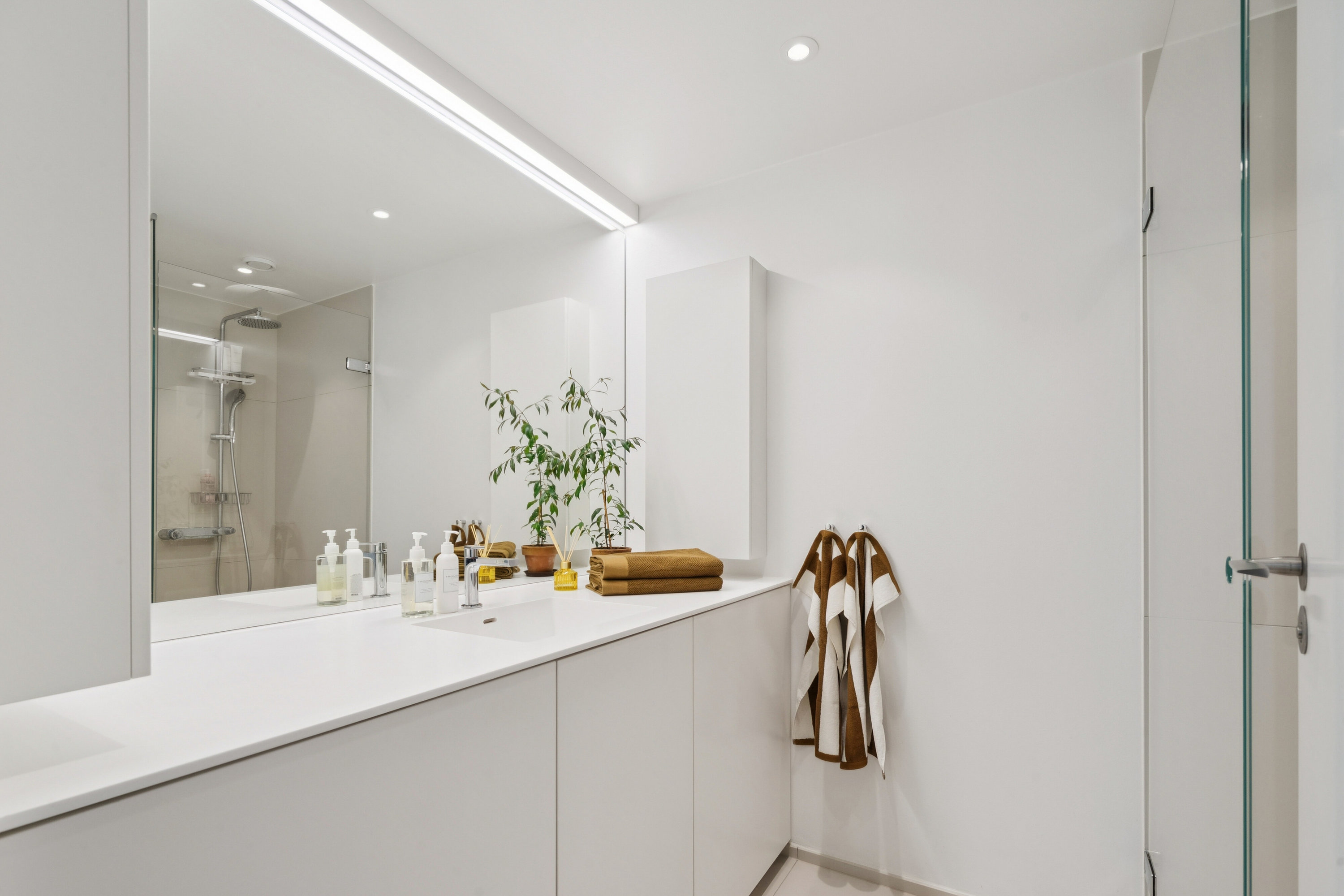 Fremhævet badeværelse billede i fuldskærmstilstand. Billede af Drechselsgade 12, 4. th., 2300 København S