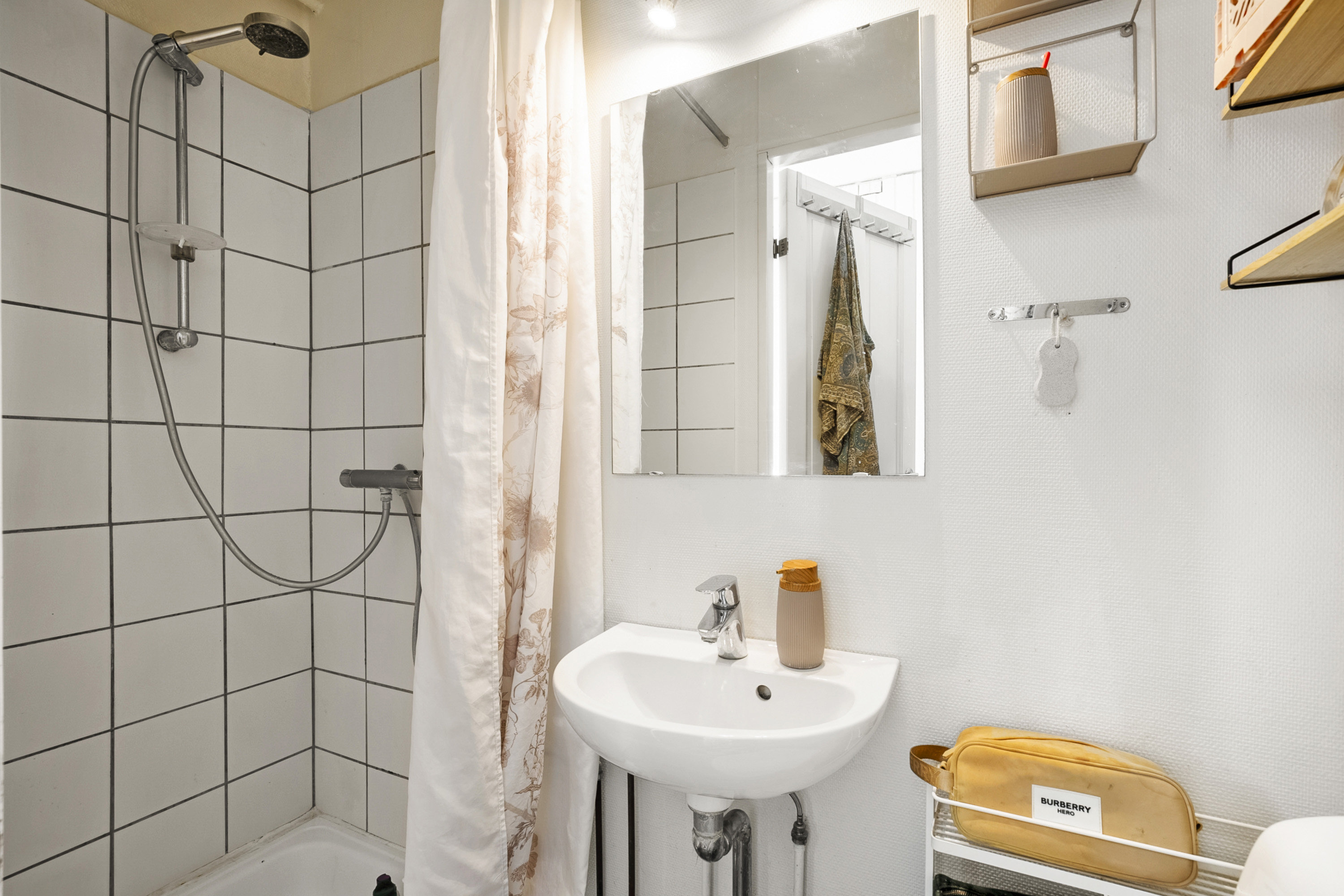 Fremhævet badeværelse billede i fuldskærmstilstand. Billede af Kronprinsensgade 14, st.. tv., 5000 Odense C