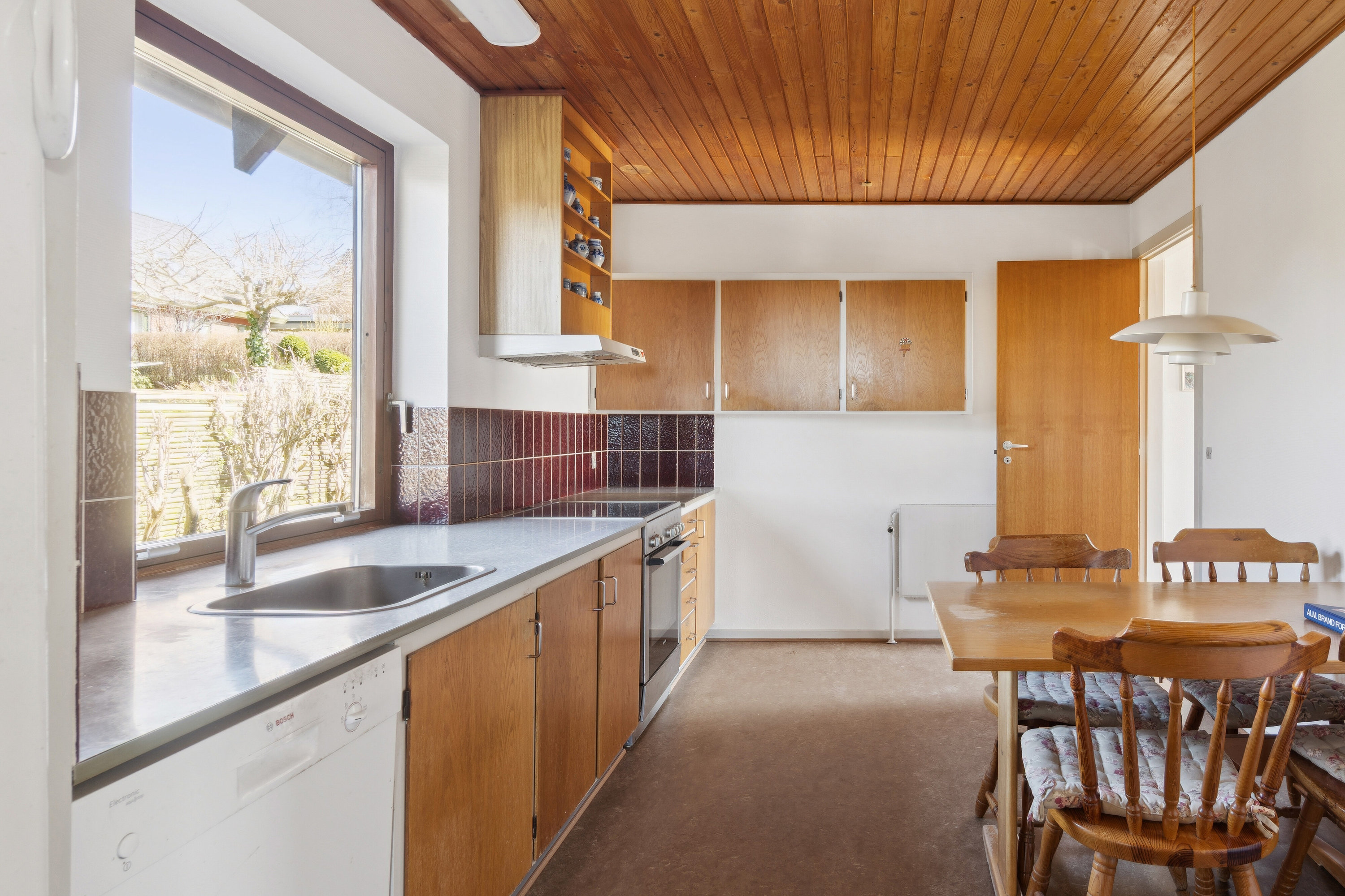 Fremhævet køkken billede i fuldskærmstilstand. Billede af Granvænget 16, 4550 Asnæs