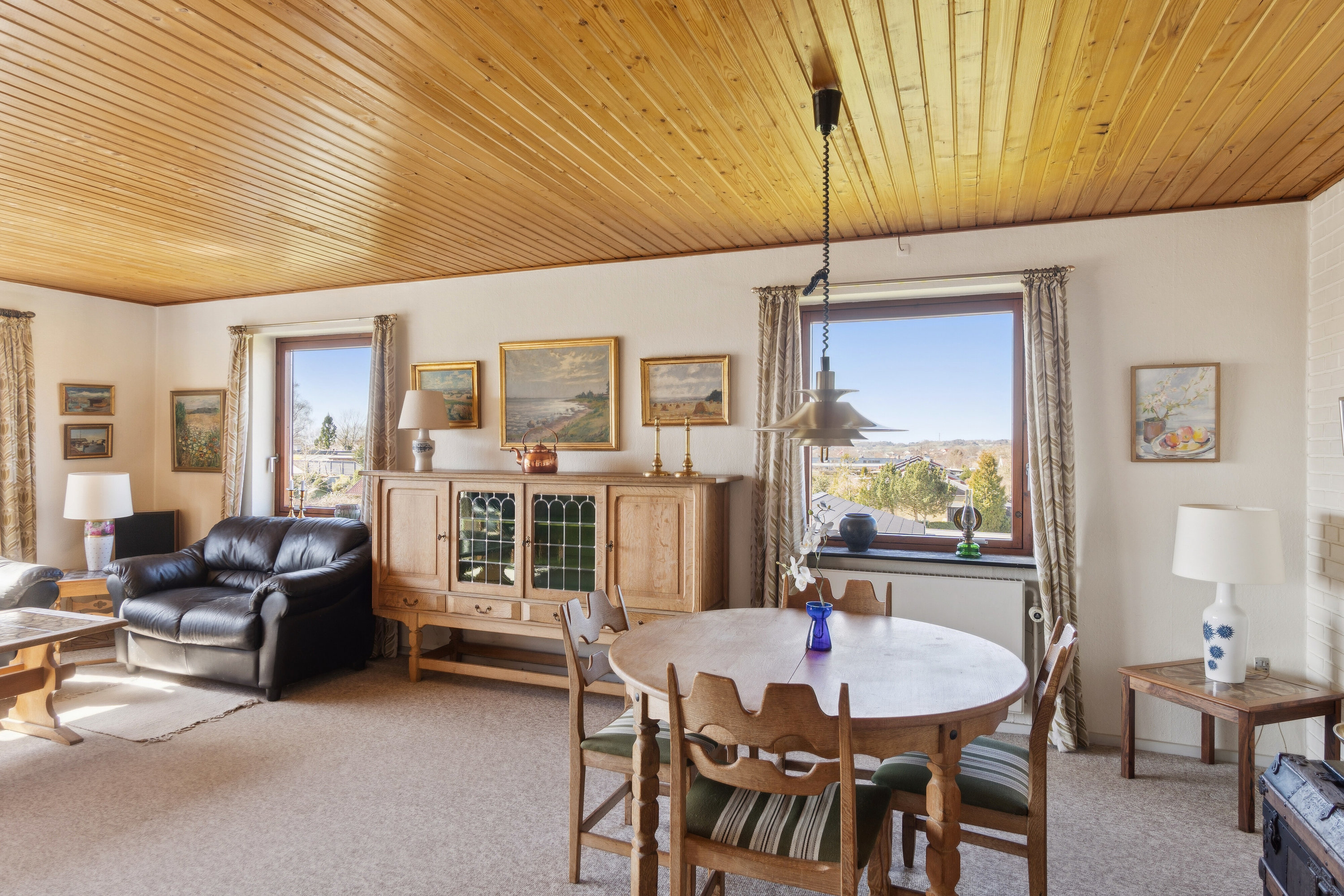 Fremhævet spisestue billede i fuldskærmstilstand. Billede af Granvænget 16, 4550 Asnæs