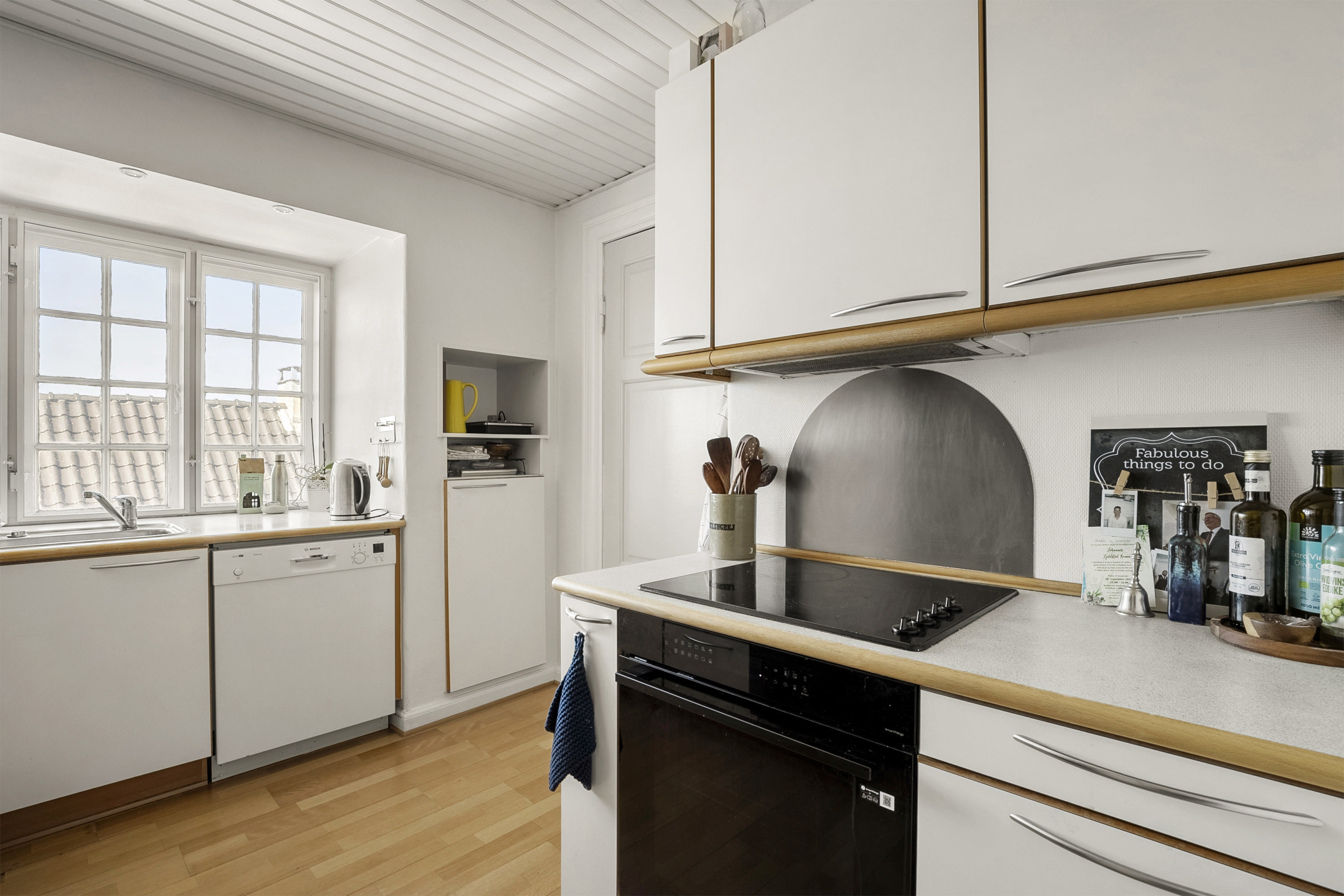 Fremhævet køkken billede i fuldskærmstilstand. Billede af Tesdorpfsvej 50, 2., 5000 Odense C