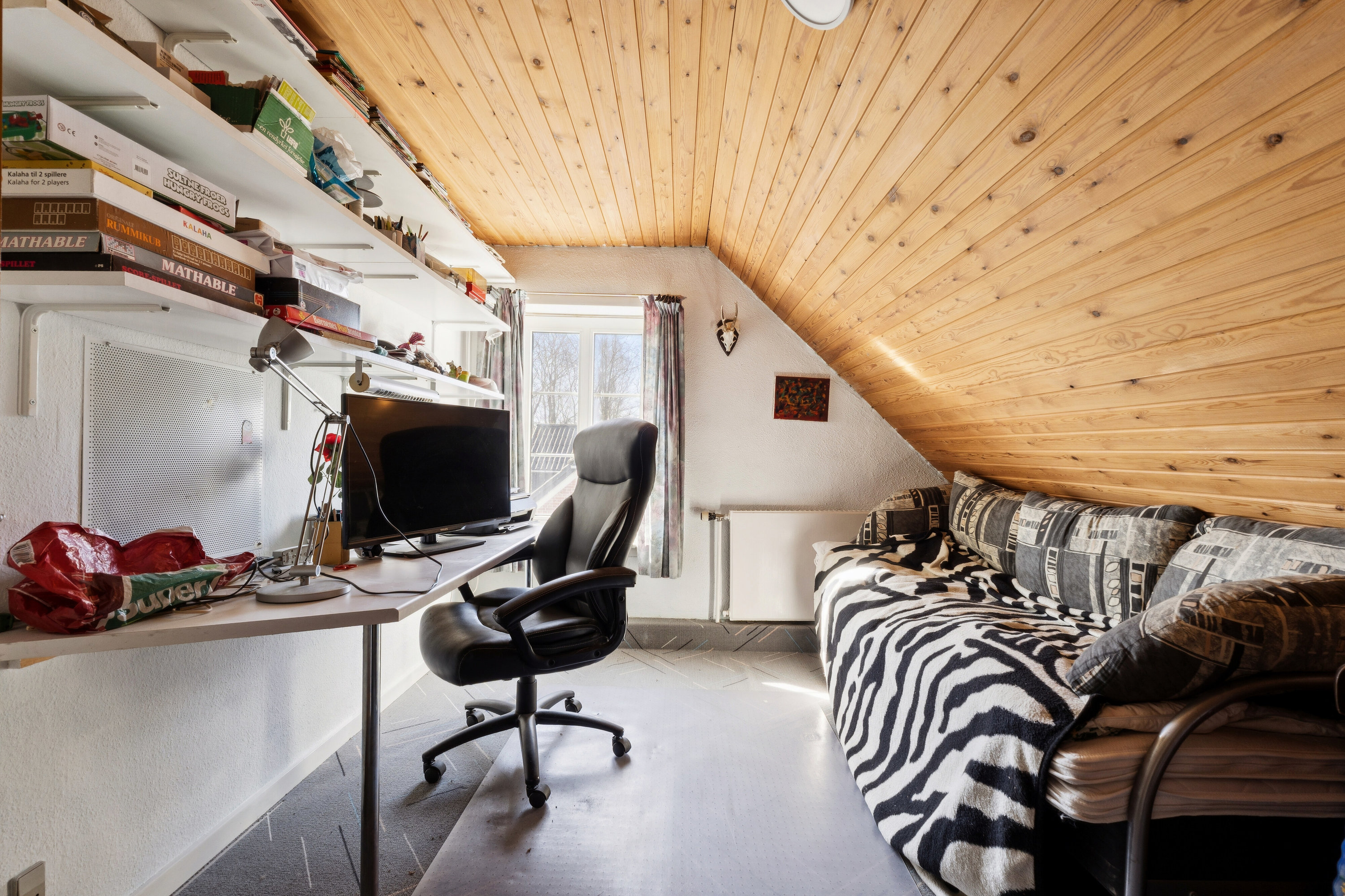 Fremhævet arbejdsværelse billede i fuldskærmstilstand. Billede af Odensevej 65, Herrested, 5853 Ørbæk