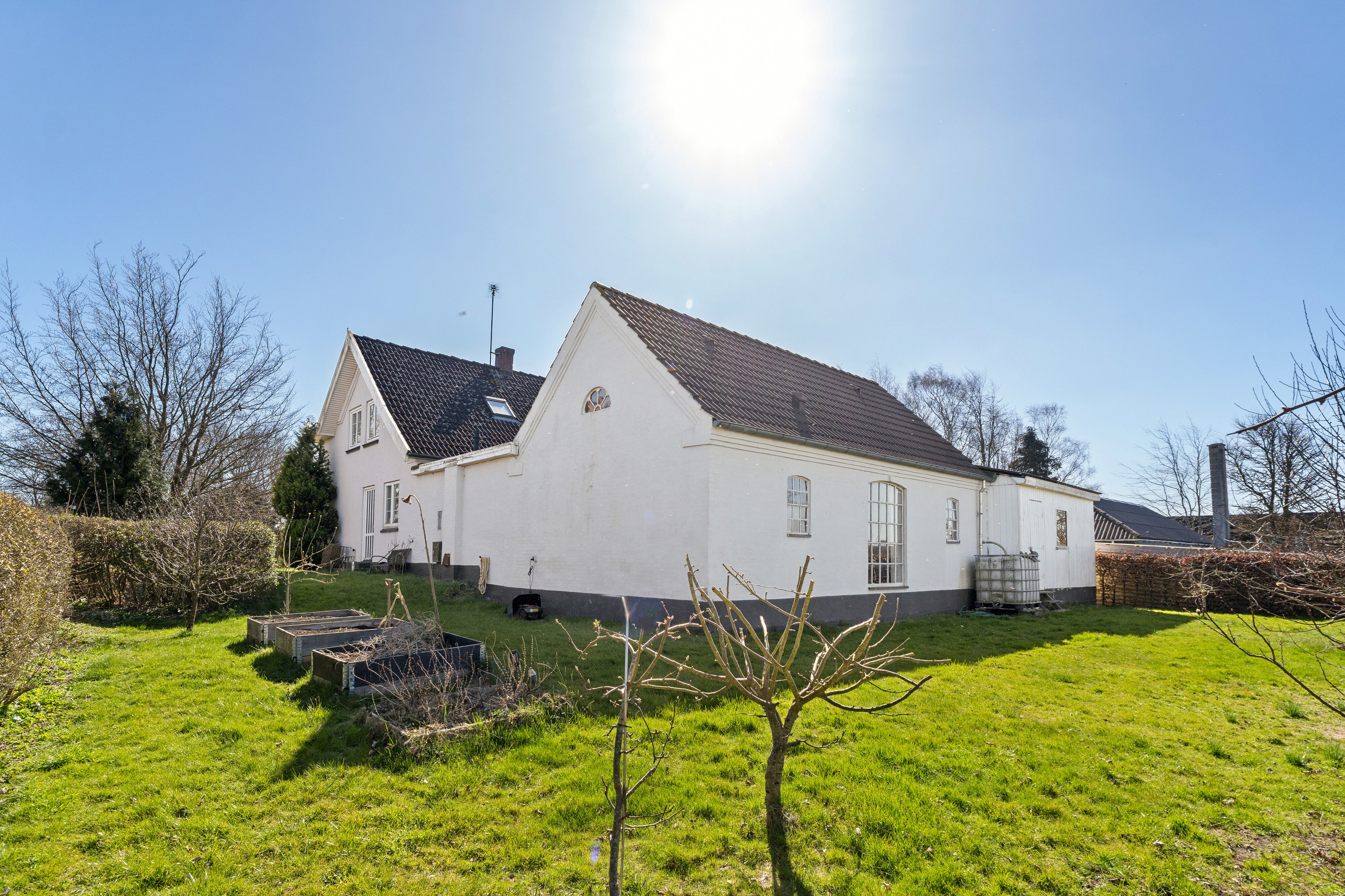 Fremhævet set fra haven billede i fuldskærmstilstand. Billede af Odensevej 65, Herrested, 5853 Ørbæk