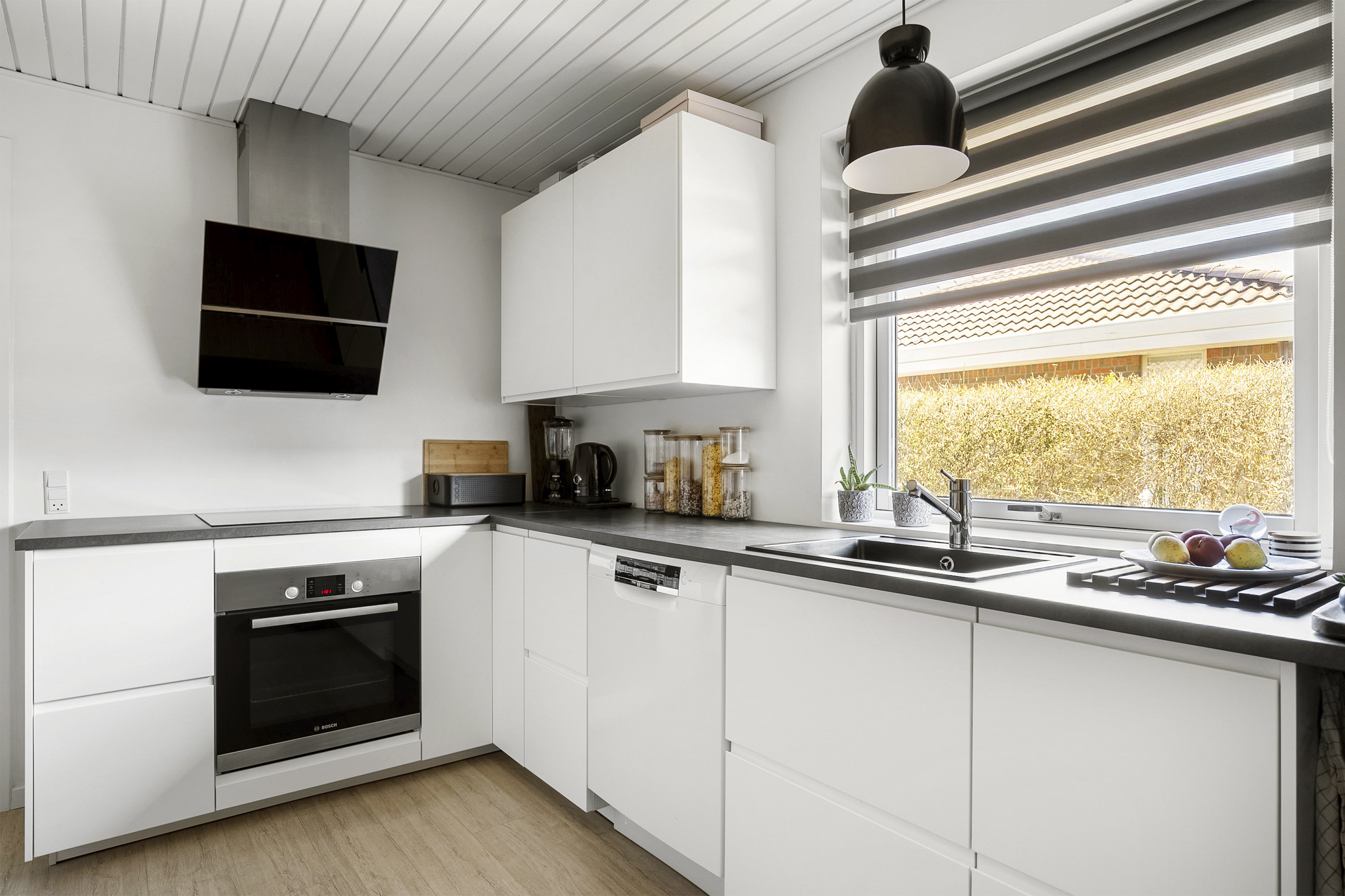 Fremhævet køkken billede i fuldskærmstilstand. Billede af Brolandvej 83, Agedrup, 5320 Agedrup