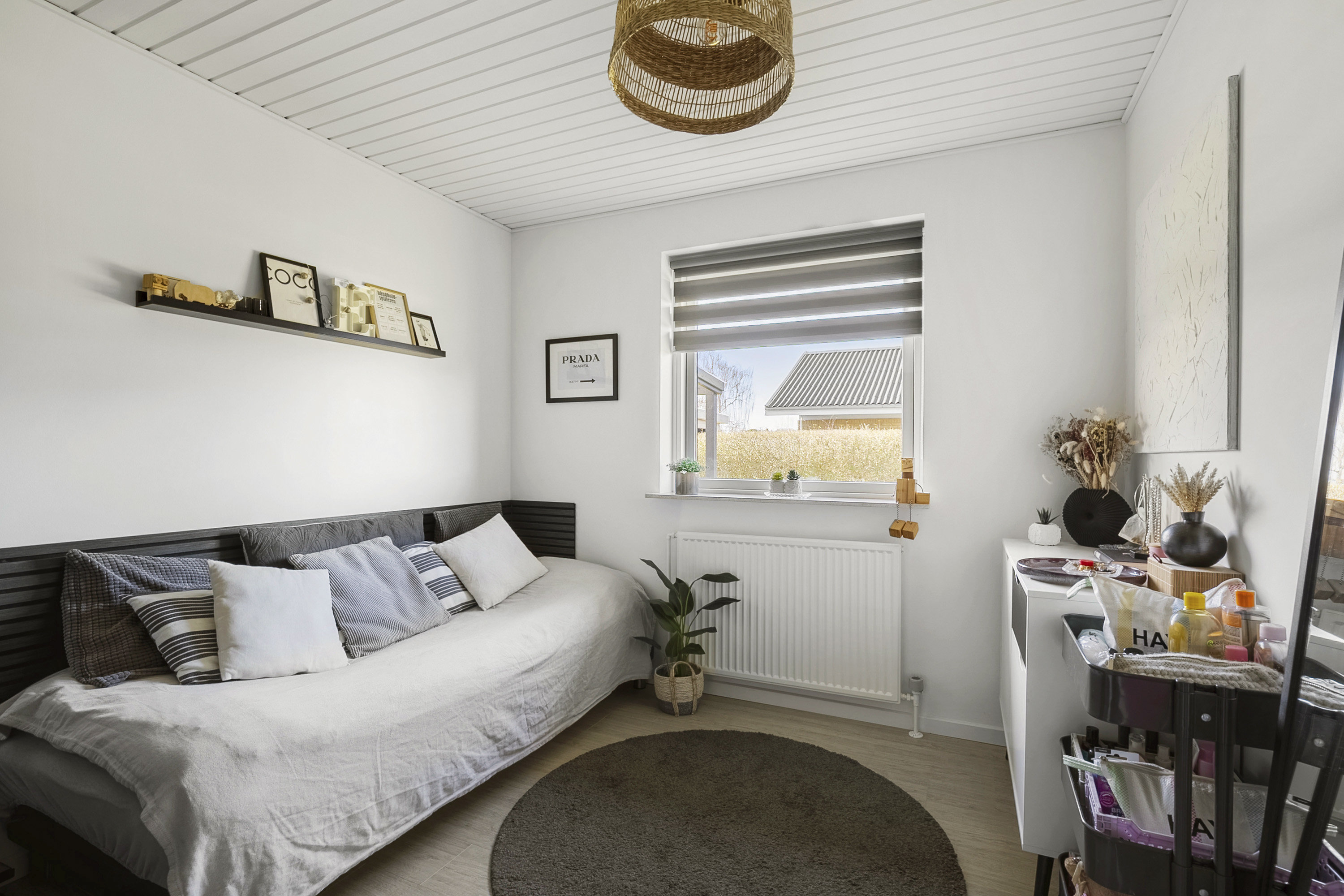 Fremhævet soveværelse billede i fuldskærmstilstand. Billede af Brolandvej 83, Agedrup, 5320 Agedrup