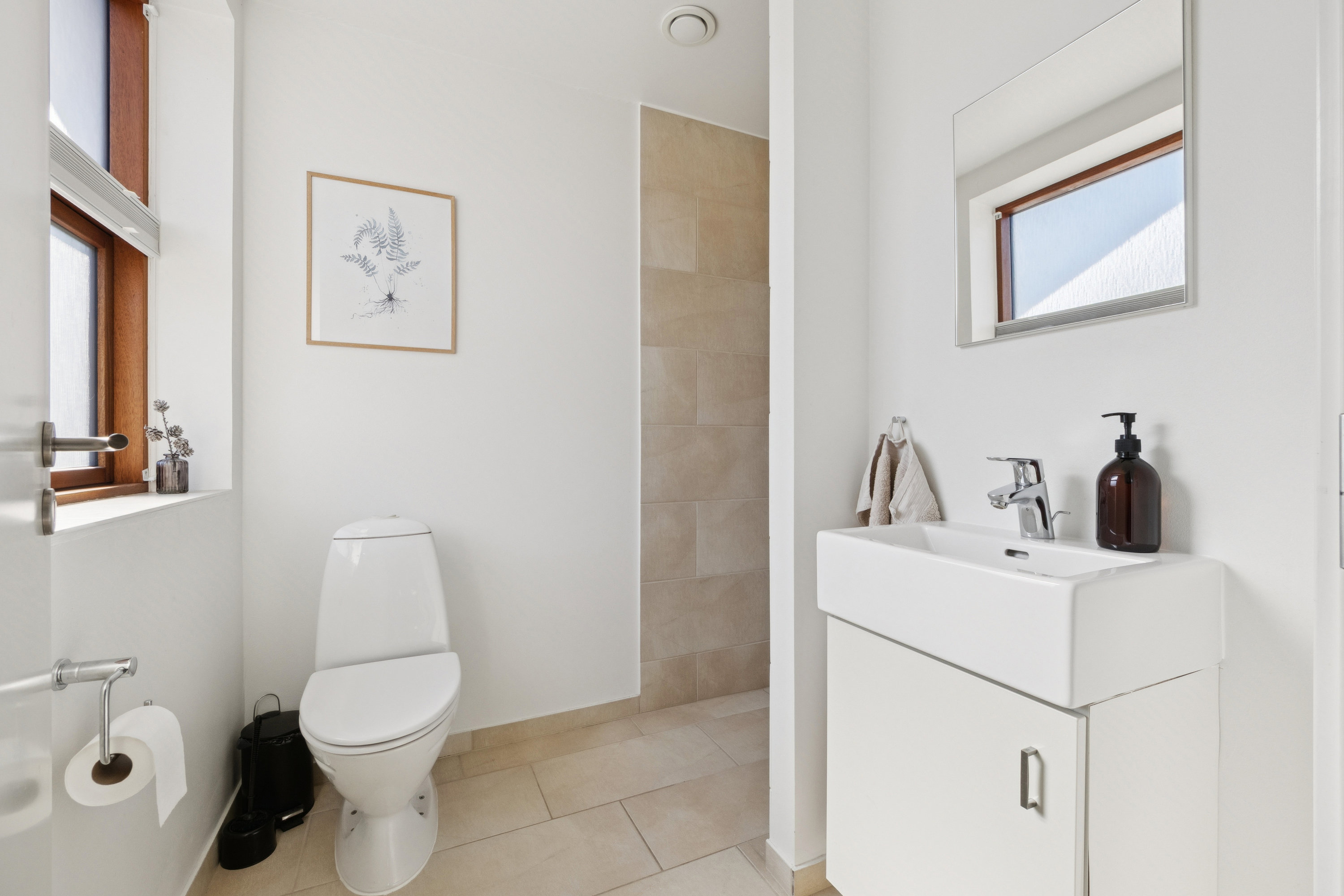 Fremhævet badeværelse billede i fuldskærmstilstand. Billede af Højlundsvej 13, 7800 Skive