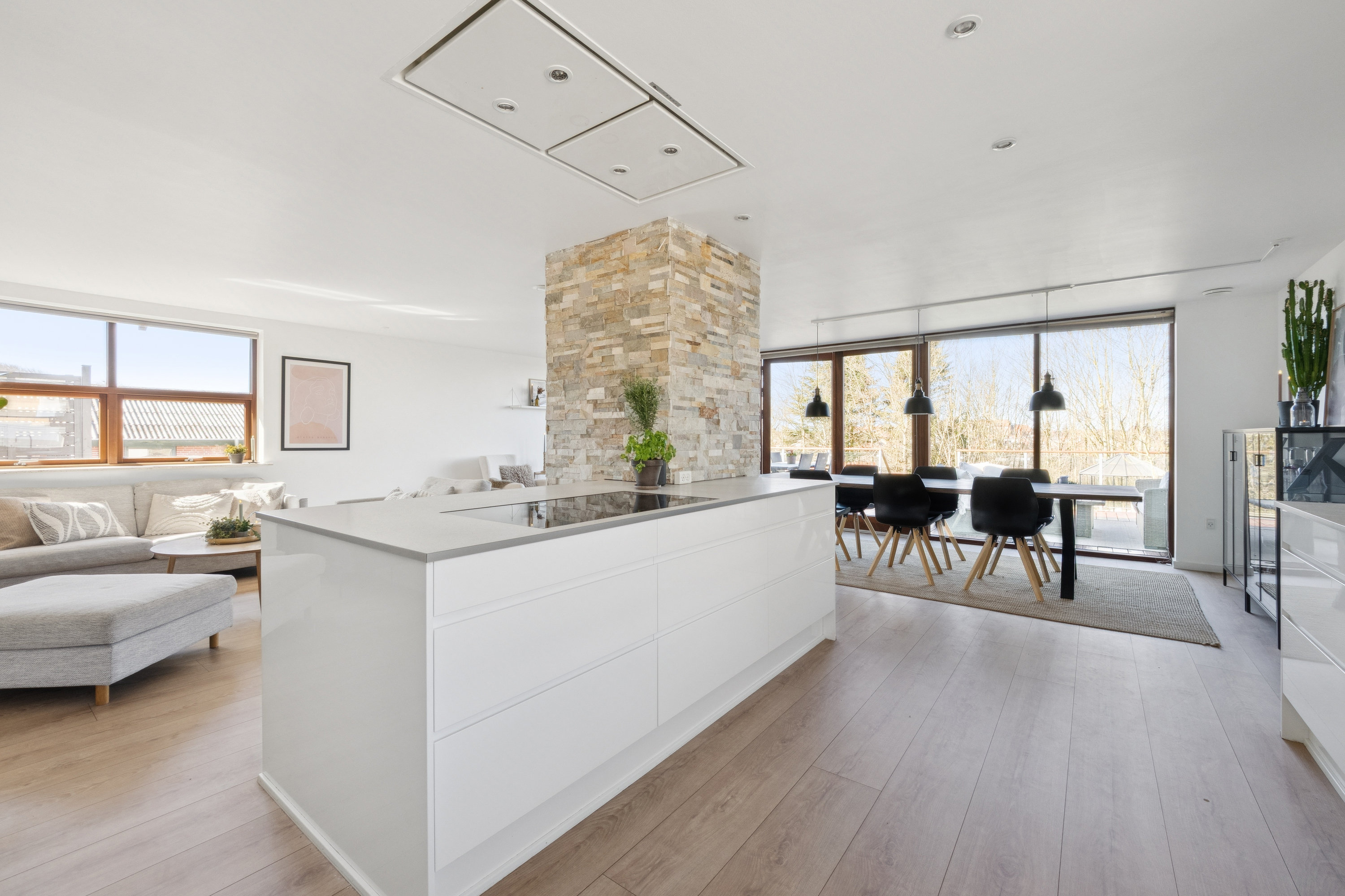 Fremhævet køkken billede i fuldskærmstilstand. Billede af Højlundsvej 13, 7800 Skive