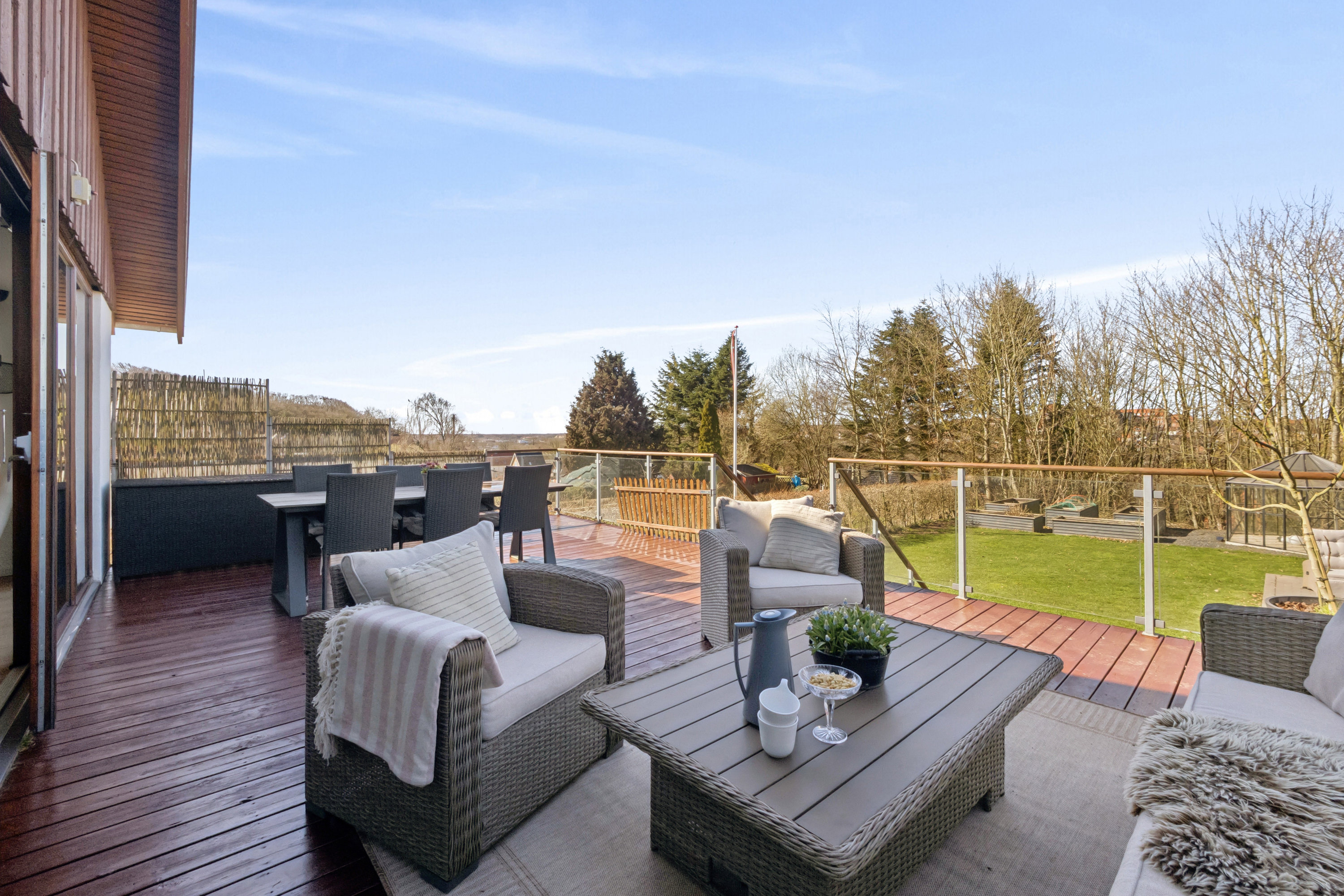 Fremhævet terrasse billede i fuldskærmstilstand. Billede af Højlundsvej 13, 7800 Skive