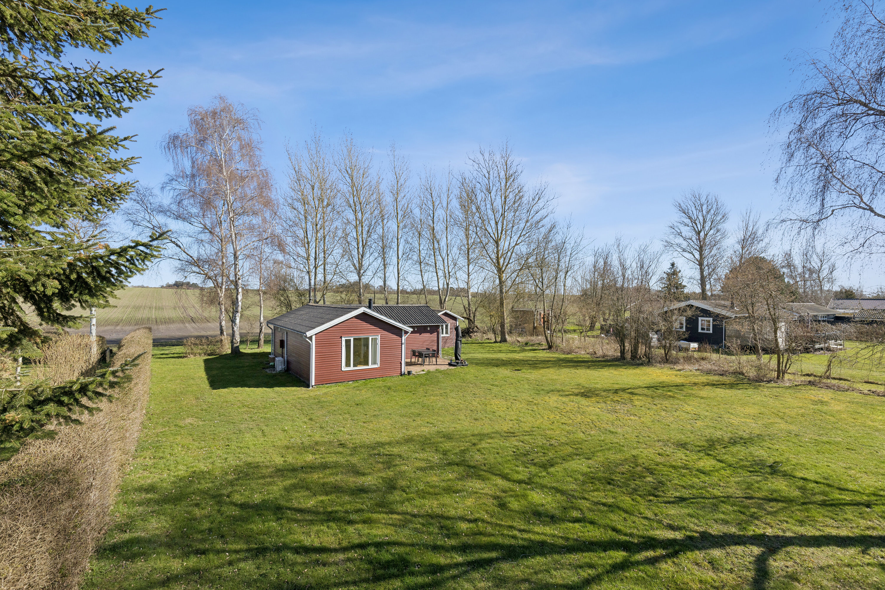 Fremhævet udendørs billede i fuldskærmstilstand. Billede af Mindevej 16, Dalby Strand, 4281 Gørlev