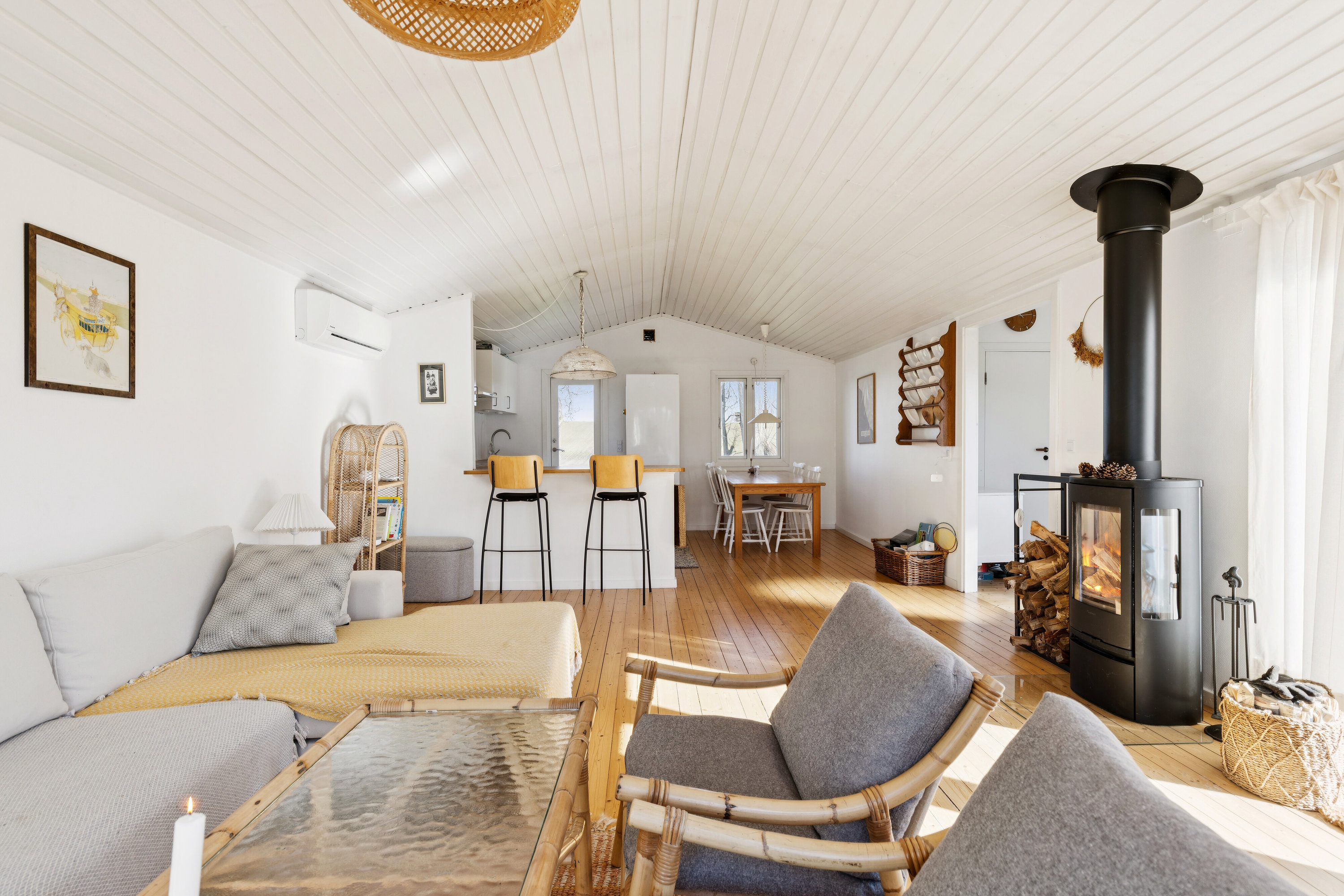 Fremhævet stue billede i fuldskærmstilstand. Billede af Mindevej 16, Dalby Strand, 4281 Gørlev