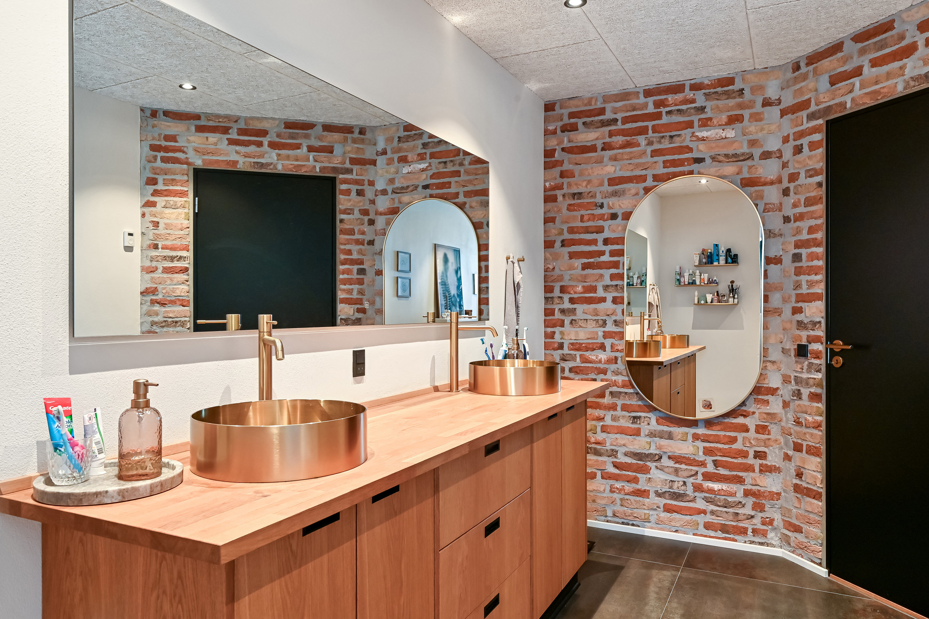 Fremhævet badeværelse billede i fuldskærmstilstand. Billede af Kølkærvej 57, Hammerum, 7400 Herning