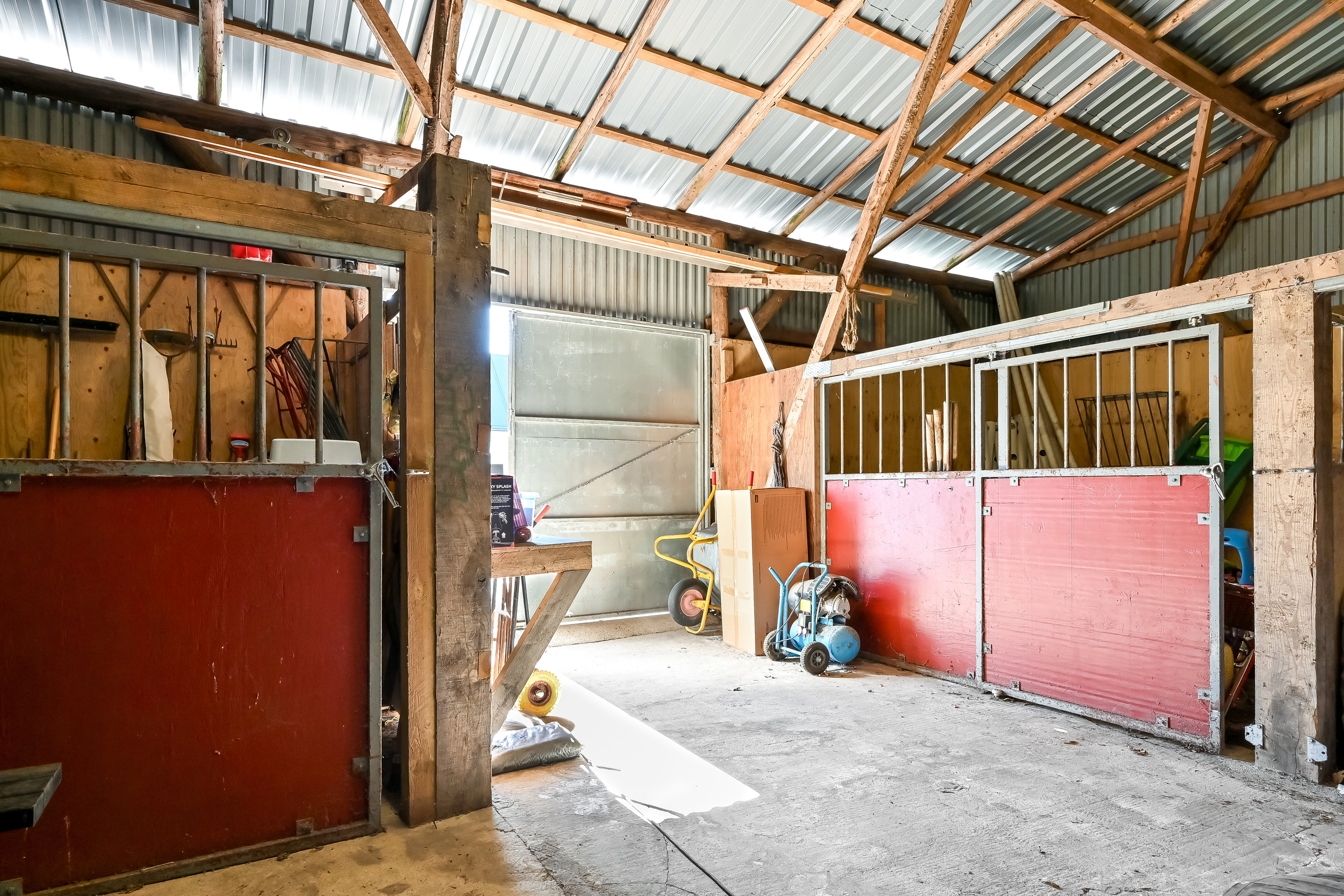 Fremhævet hesteboks billede i fuldskærmstilstand. Billede af Kølkærvej 57, Hammerum, 7400 Herning