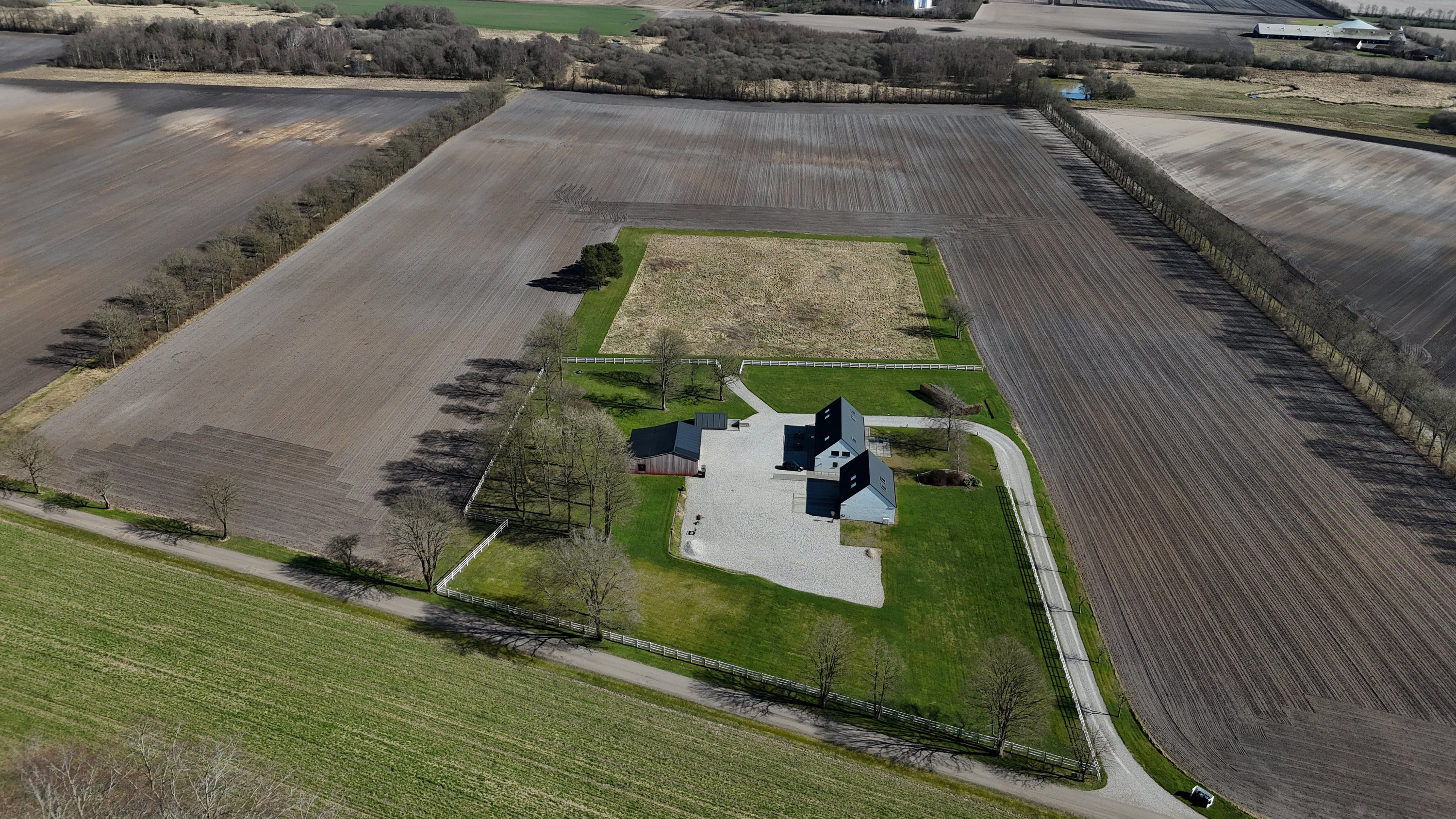 Fremhævet luftfoto billede i fuldskærmstilstand. Billede af Kølkærvej 57, Hammerum, 7400 Herning