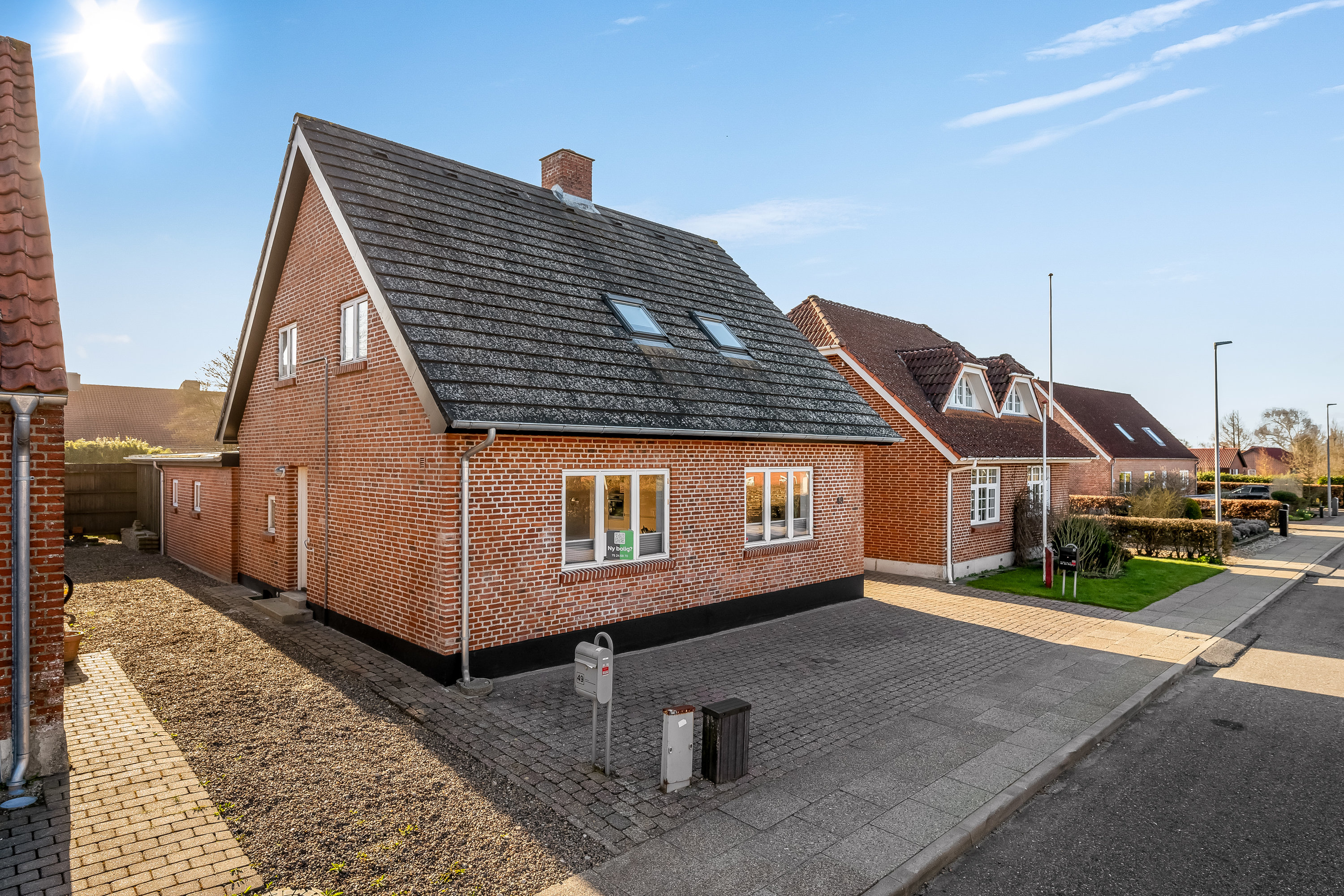 Fremhævet facade billede i fuldskærmstilstand. Billede af Søndergade 49, 6870 Ølgod