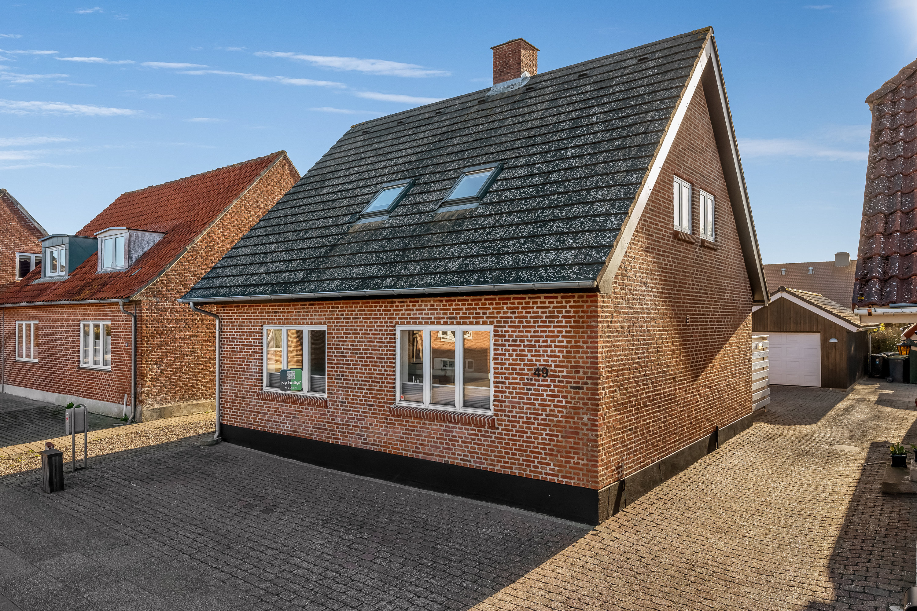Fremhævet facade billede i fuldskærmstilstand. Billede af Søndergade 49, 6870 Ølgod
