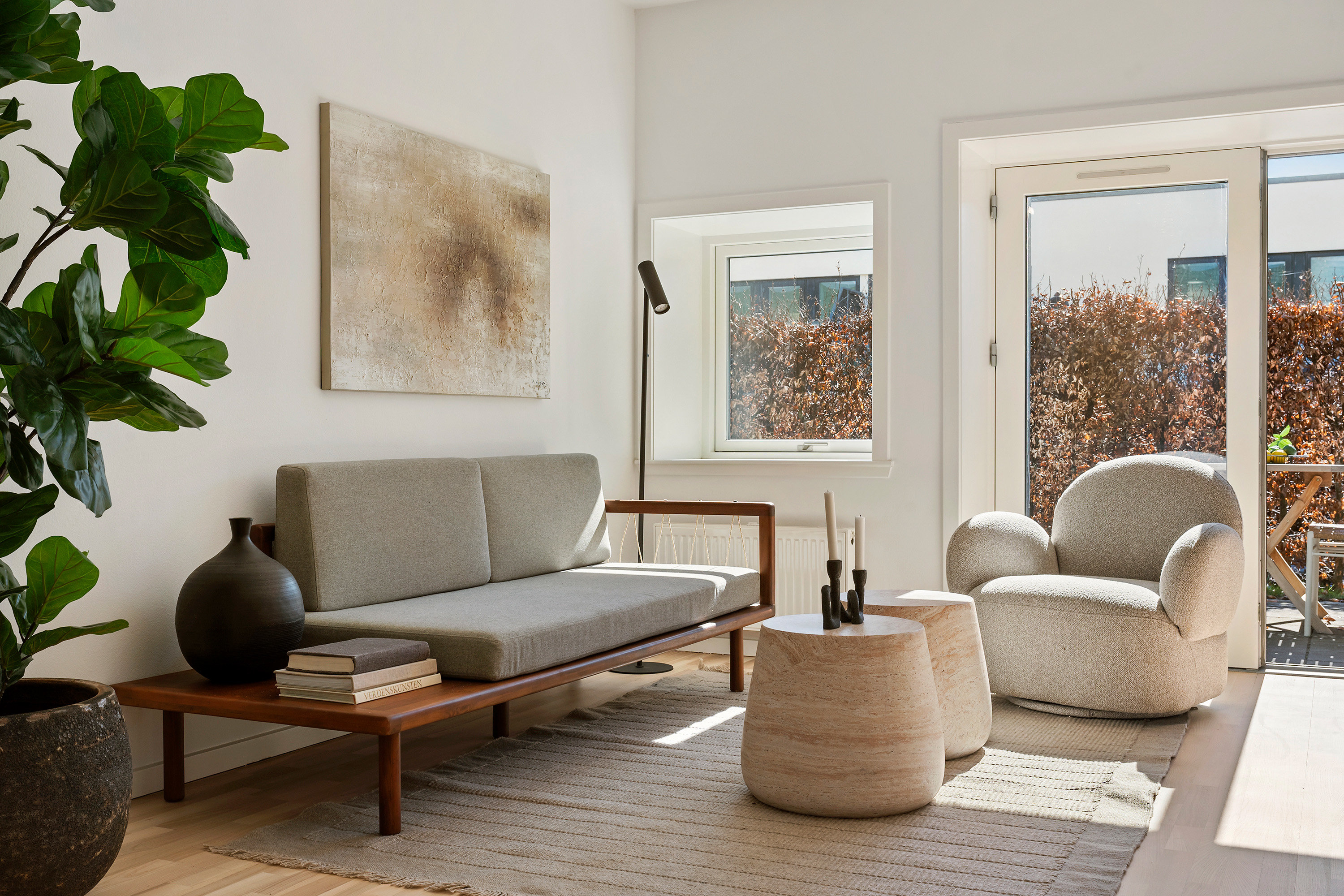 Fremhævet stue billede i fuldskærmstilstand. Billede af Pilehøj 7C, st.., 3460 Birkerød