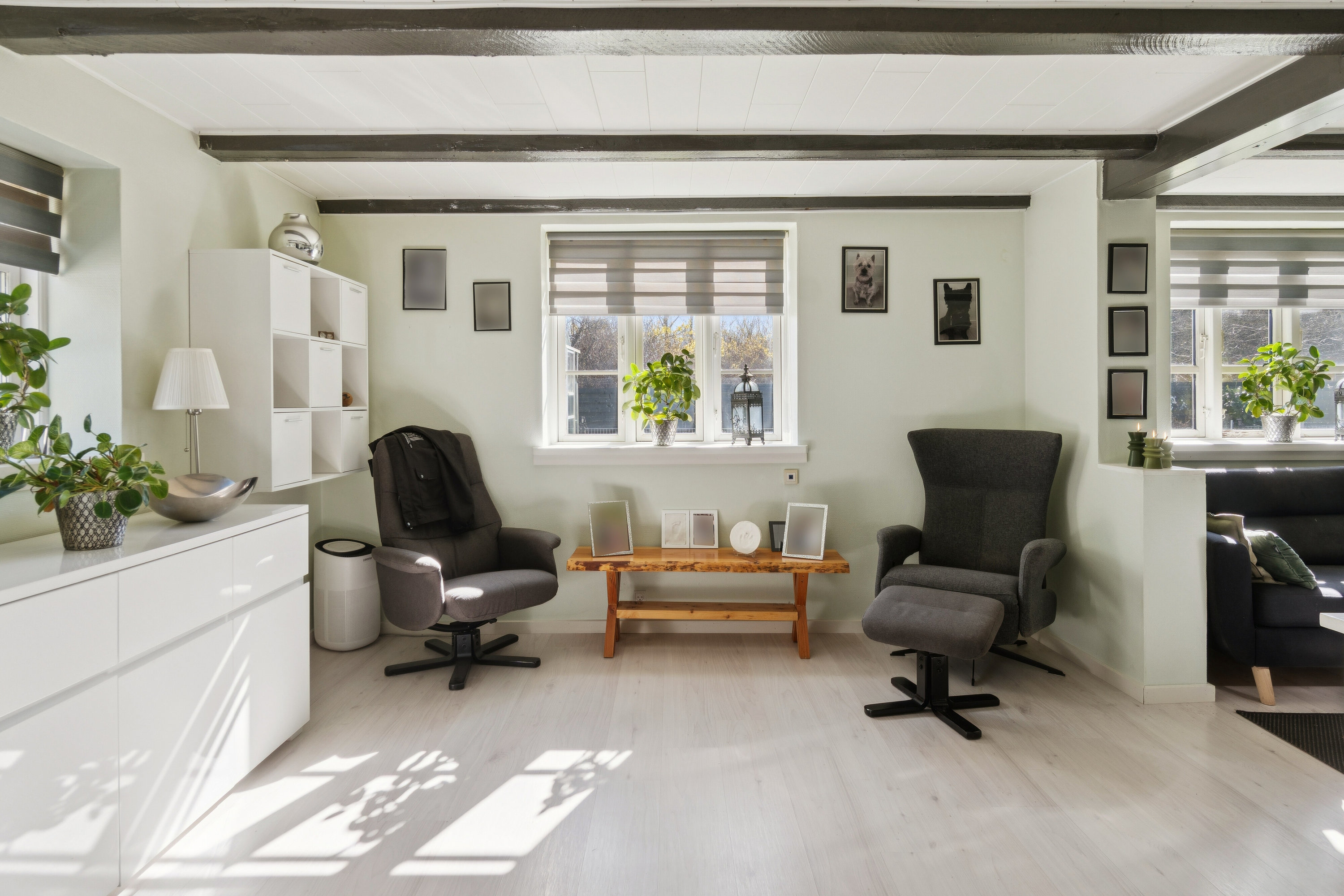 Fremhævet stue billede i fuldskærmstilstand. Billede af Arnakkevej 18, 4593 Eskebjerg