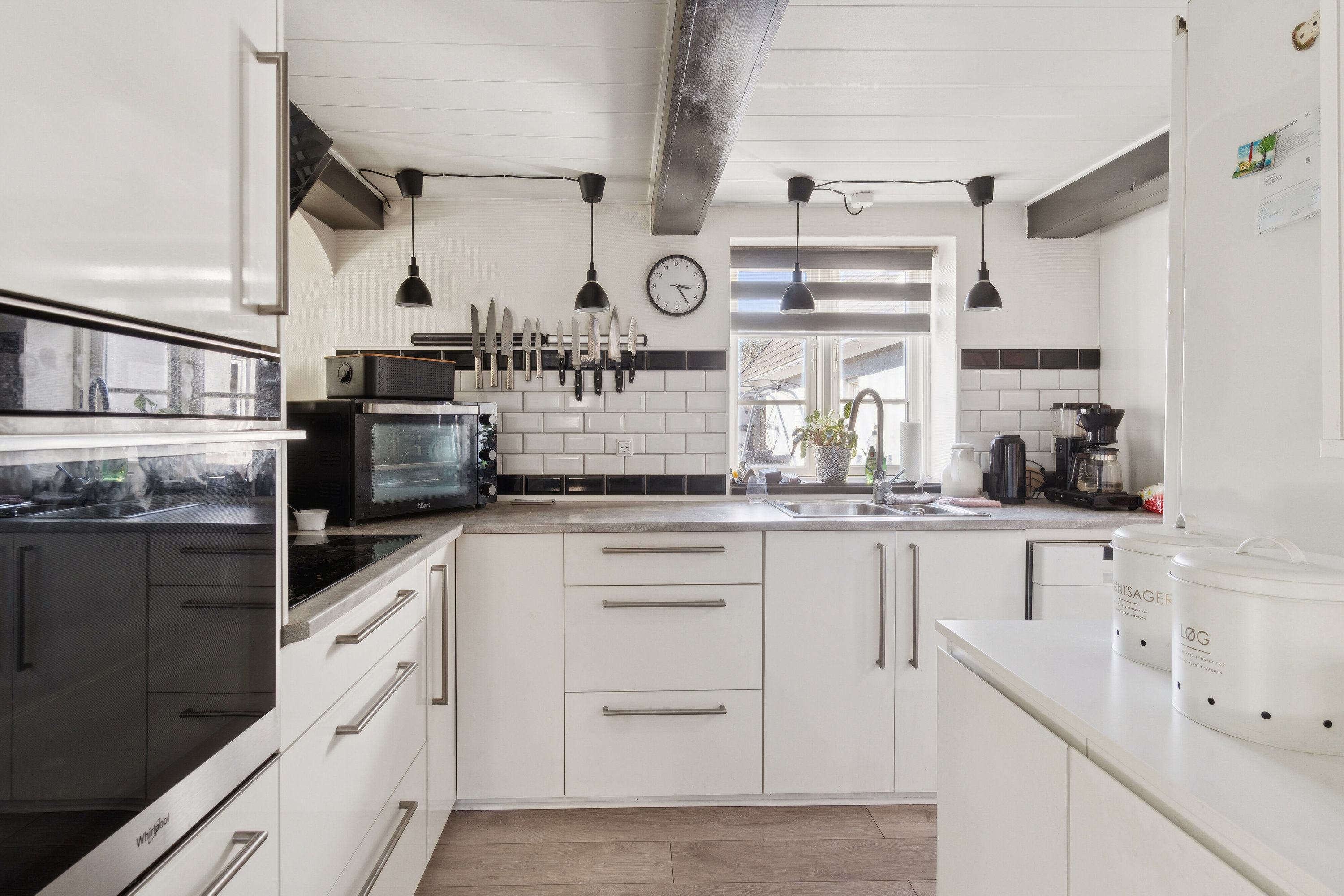 Fremhævet køkken billede i fuldskærmstilstand. Billede af Arnakkevej 18, 4593 Eskebjerg