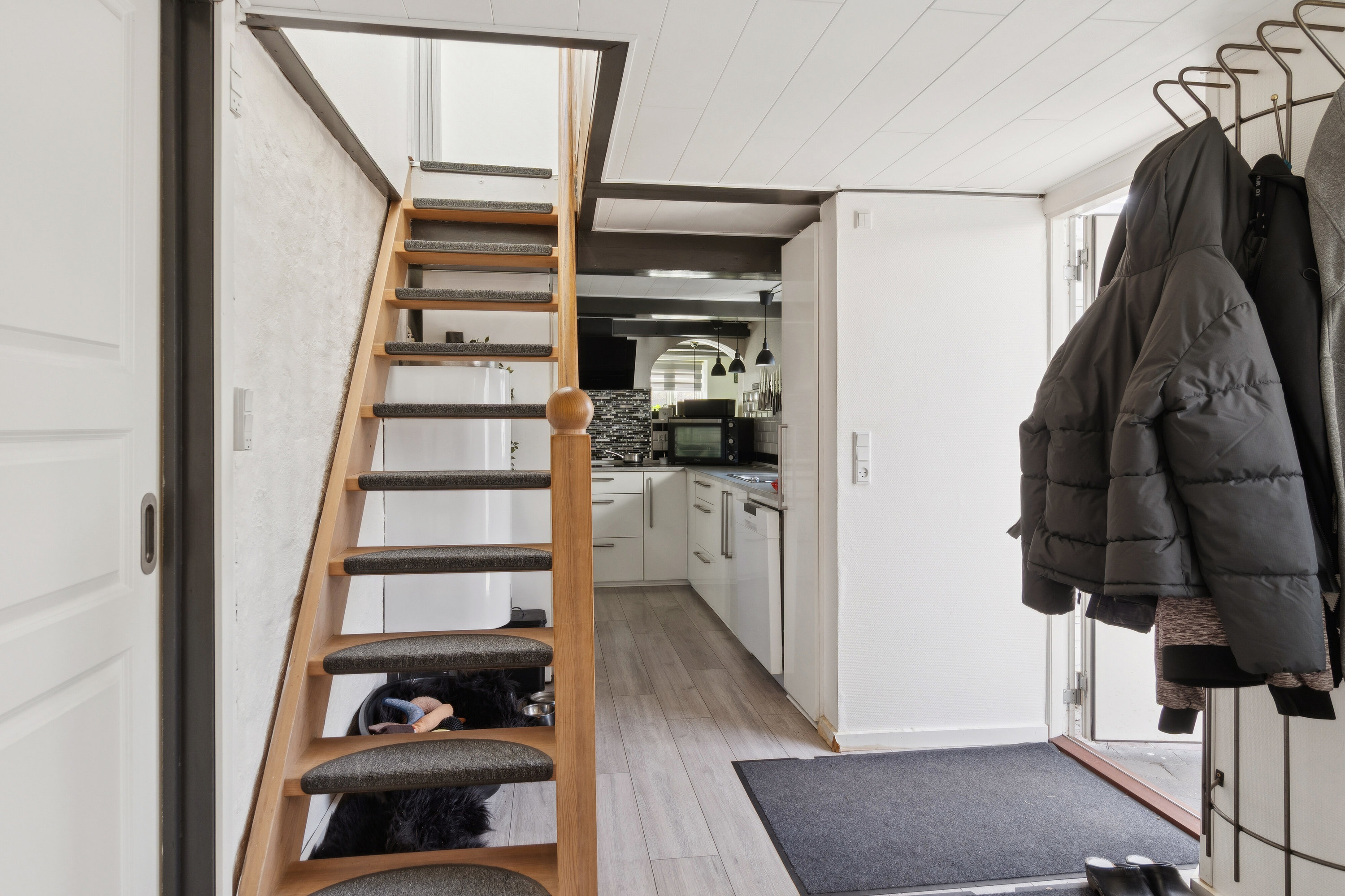 Fremhævet trappe billede i fuldskærmstilstand. Billede af Arnakkevej 18, 4593 Eskebjerg