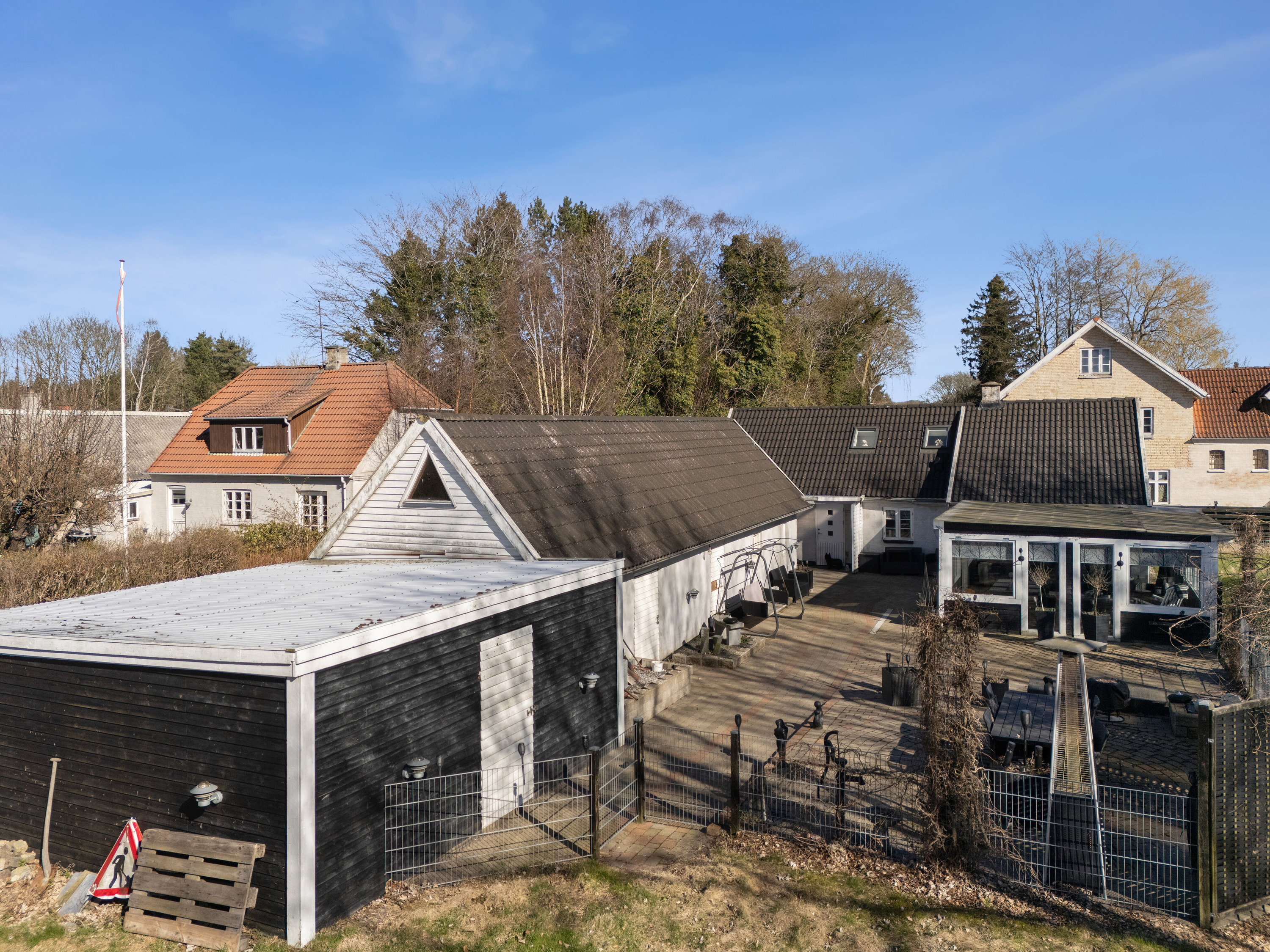 Fremhævet set fra haven billede i fuldskærmstilstand. Billede af Arnakkevej 18, 4593 Eskebjerg