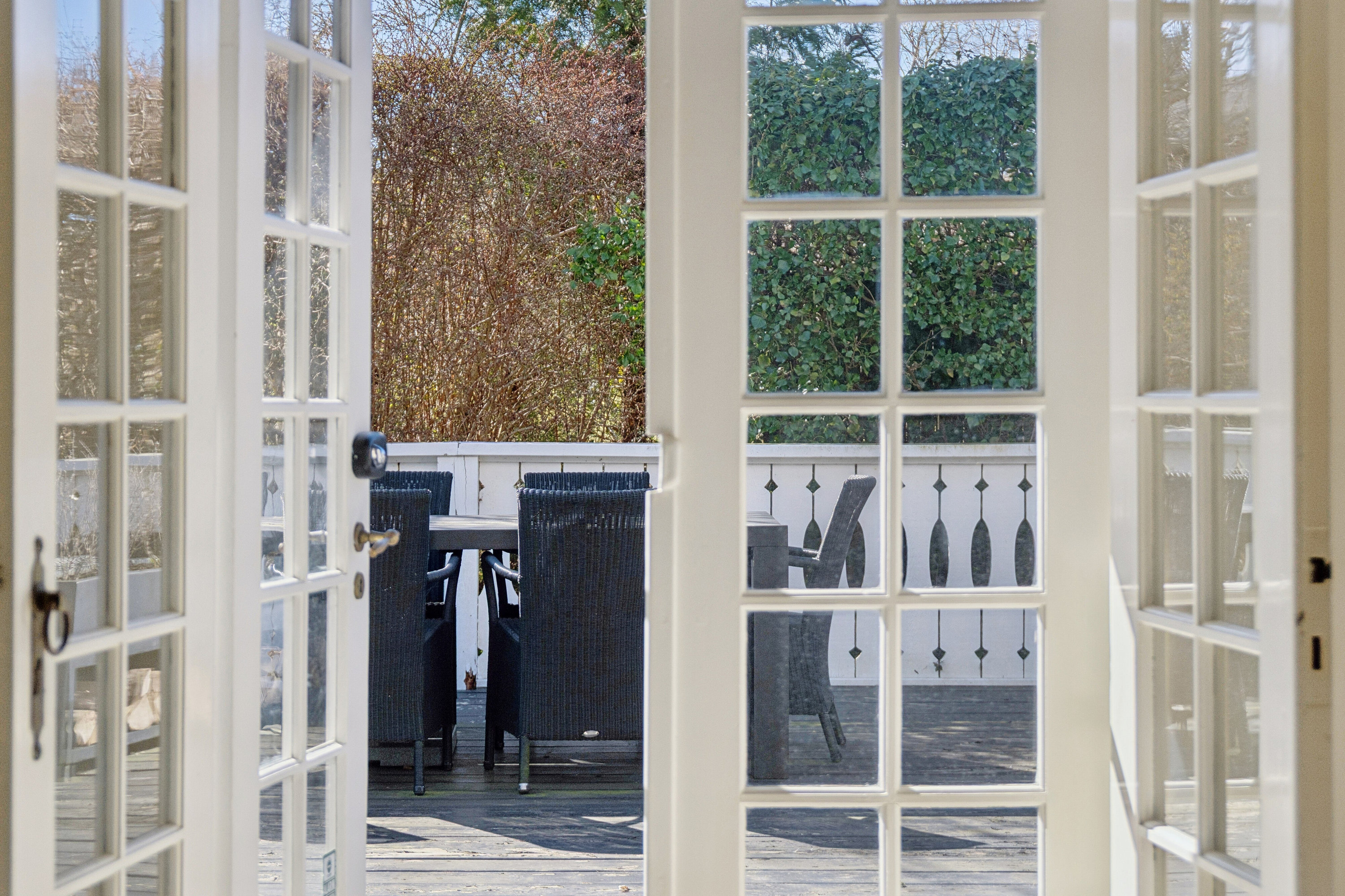 Fremhævet indendørs billede i fuldskærmstilstand. Billede af Vibevej 15, 3100 Hornbæk