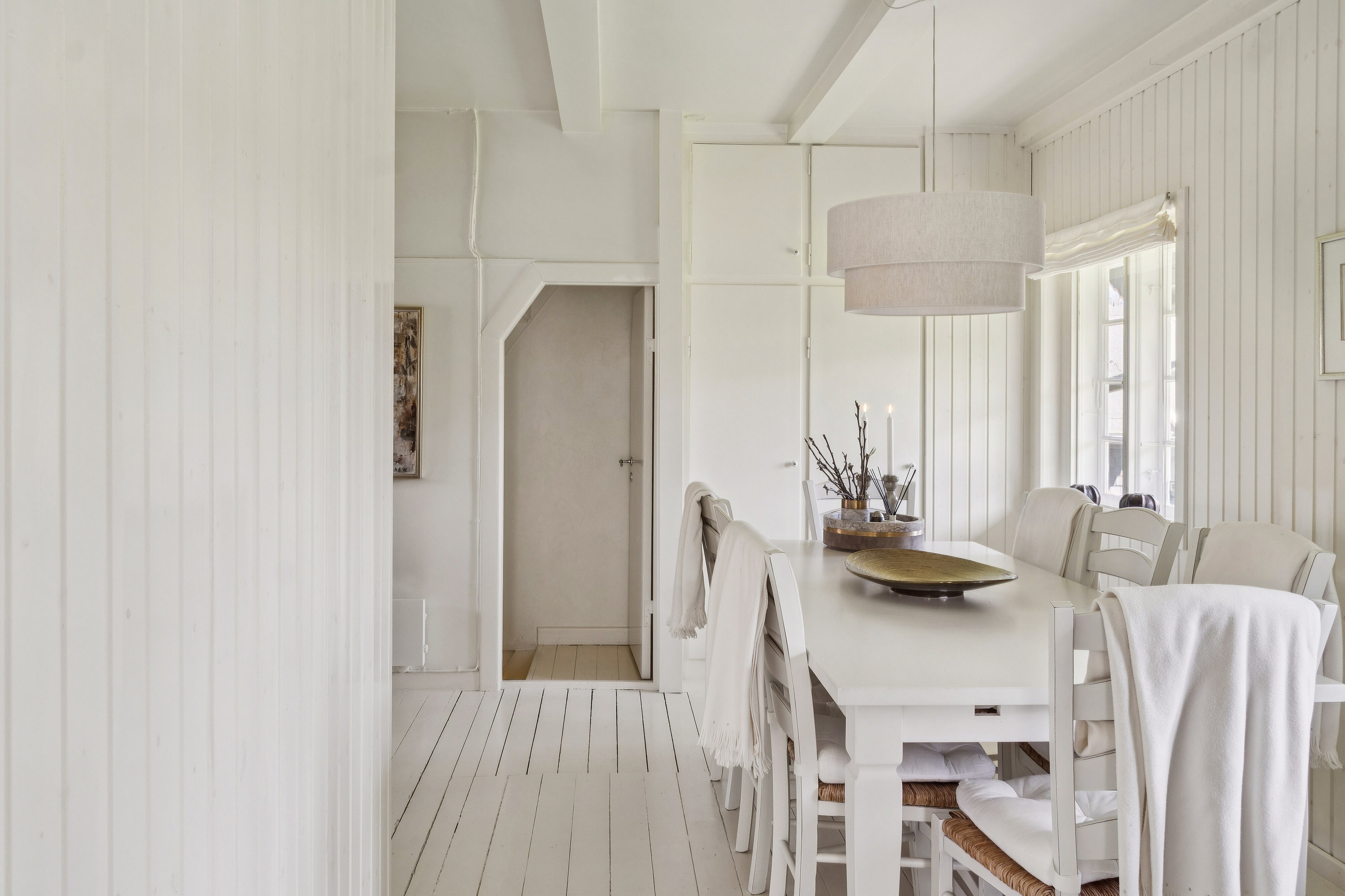 Fremhævet spisestue billede i fuldskærmstilstand. Billede af Vibevej 15, 3100 Hornbæk