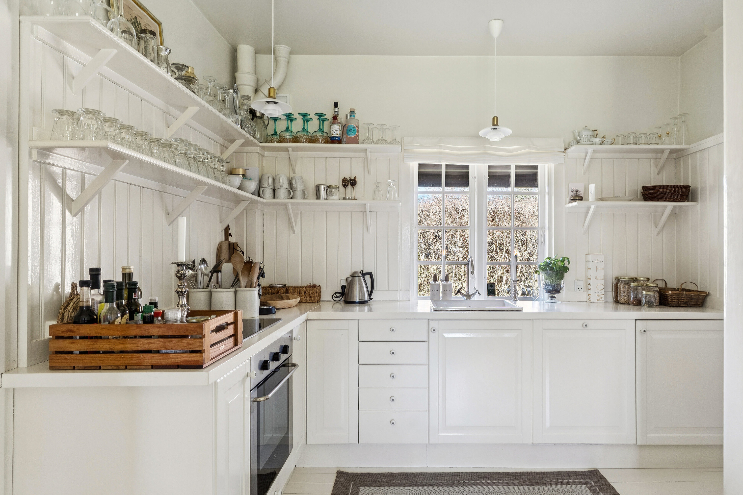 Fremhævet køkken billede i fuldskærmstilstand. Billede af Vibevej 15, 3100 Hornbæk