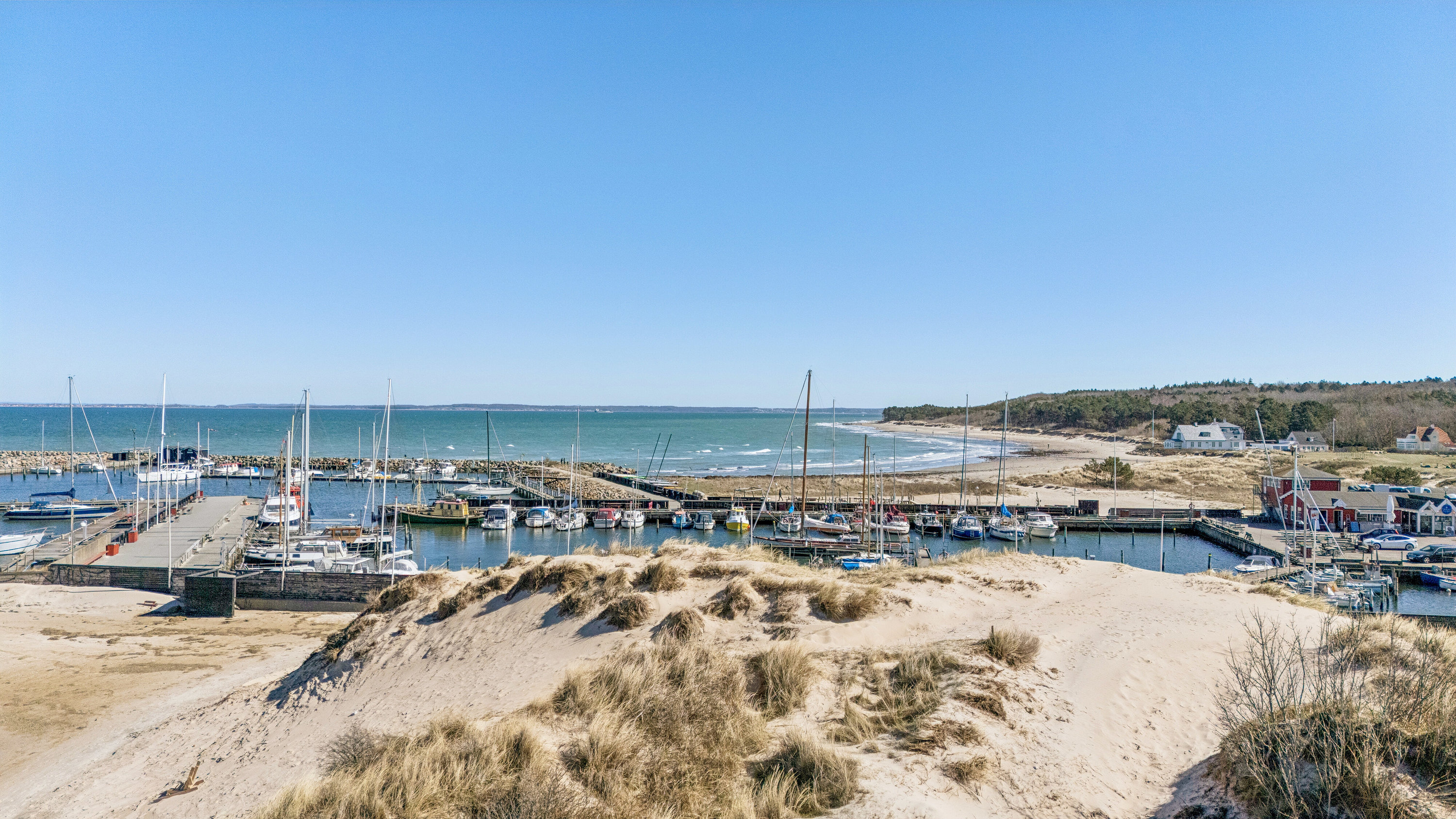 Fremhævet luftfoto billede i fuldskærmstilstand. Billede af Vibevej 15, 3100 Hornbæk