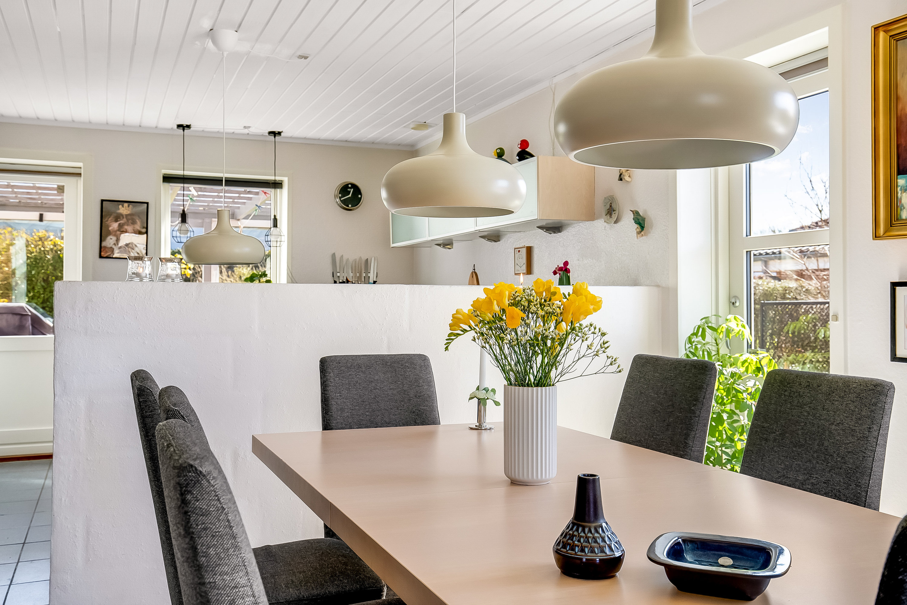 Fremhævet stue billede i fuldskærmstilstand. Billede af Anemonevej 6, 6000 Kolding